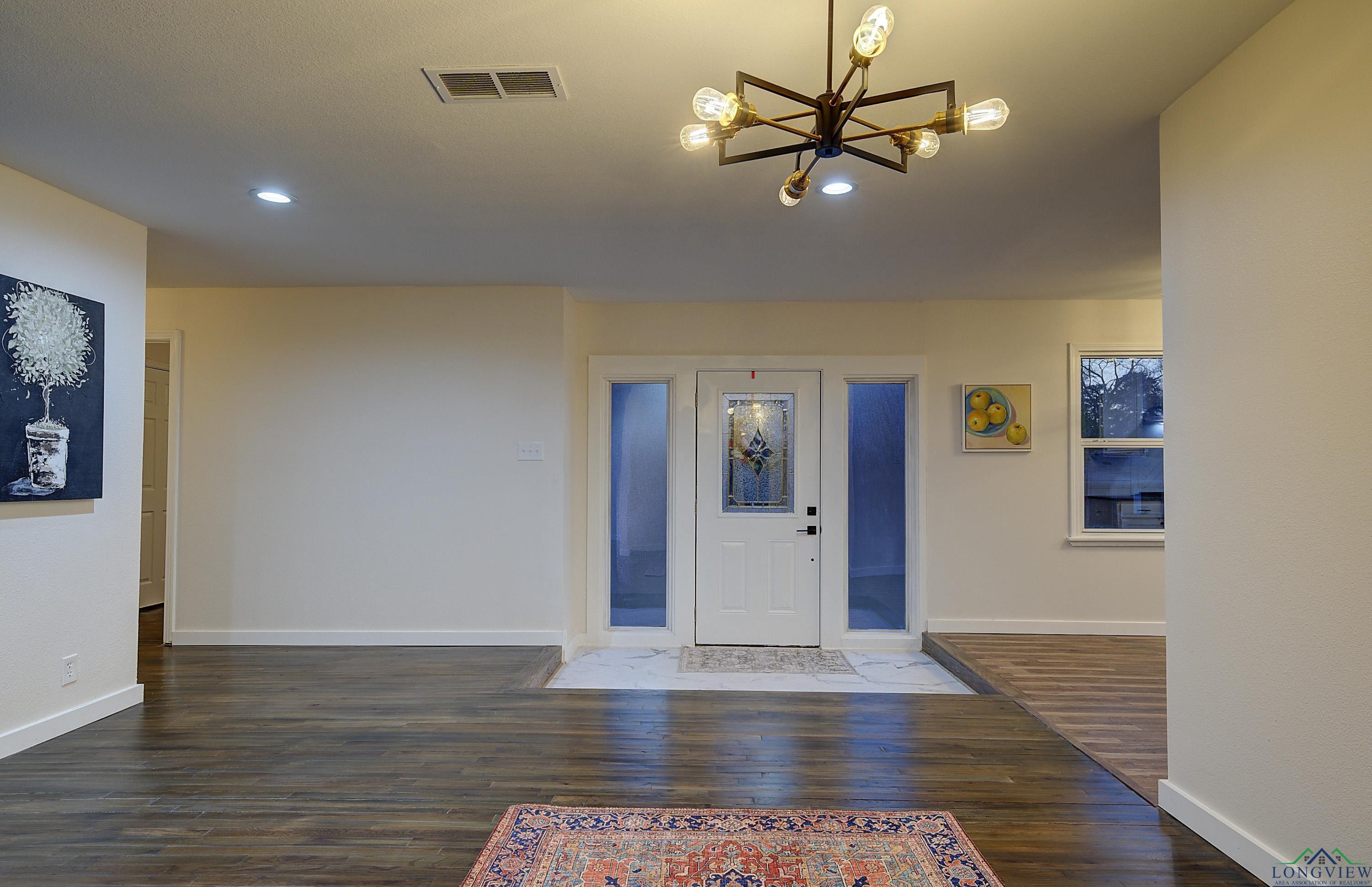 108 Carson Street, Marshall, Texas image 4