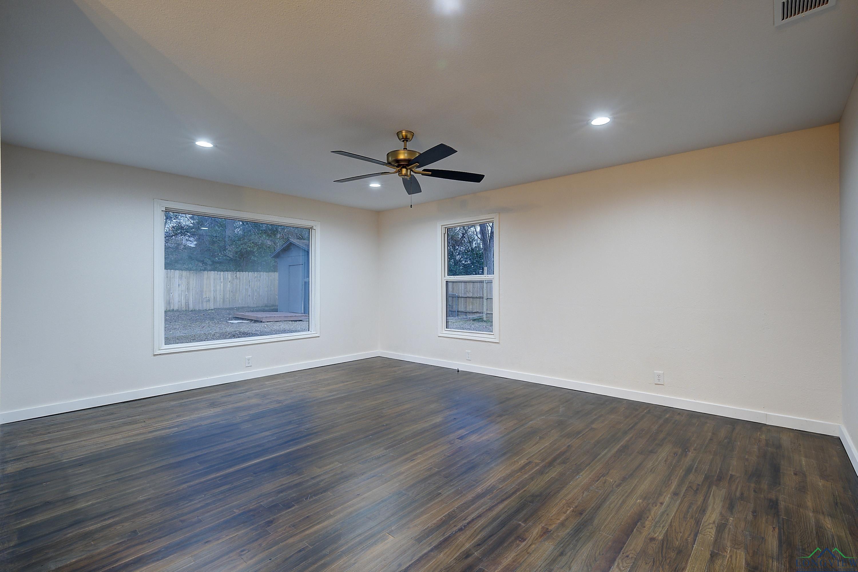 108 Carson Street, Marshall, Texas image 8