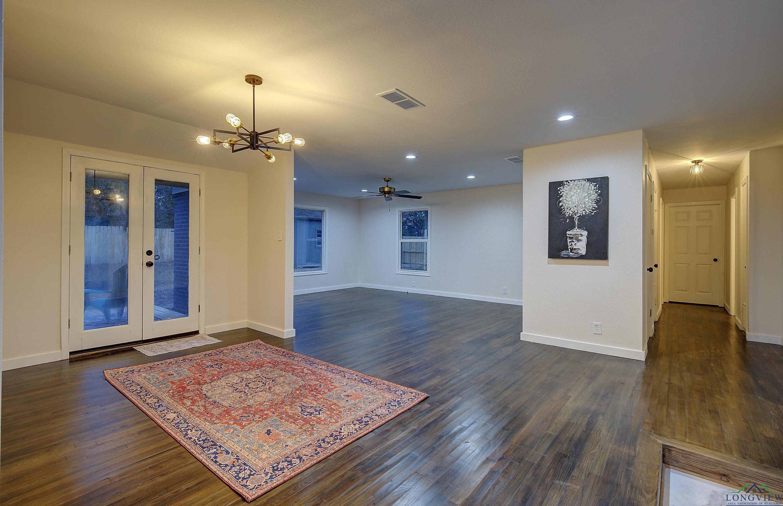108 Carson Street, Marshall, Texas image 6