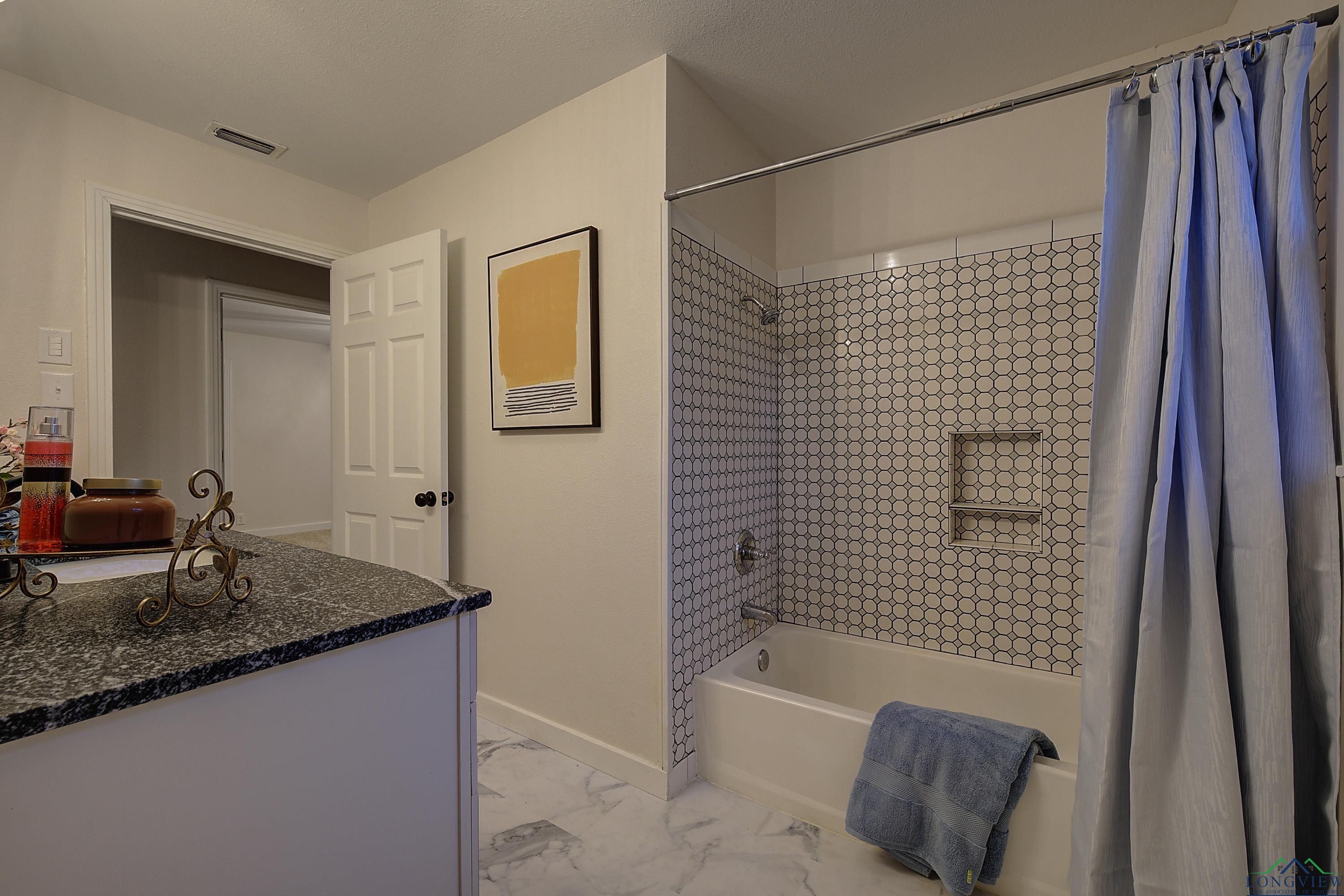 108 Carson Street, Marshall, Texas image 16