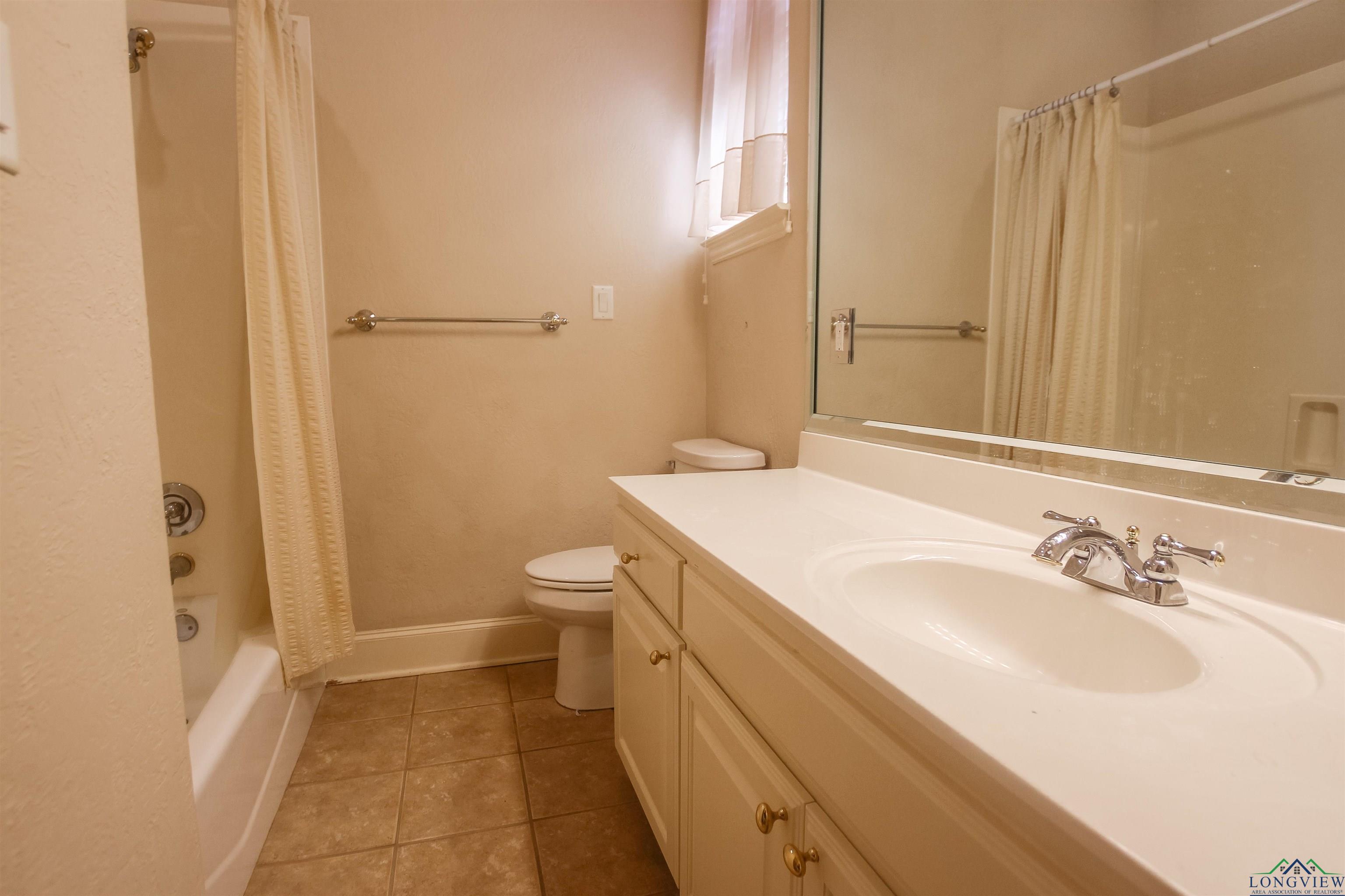 7120 Holly Square Ct, Tyler, Texas image 21