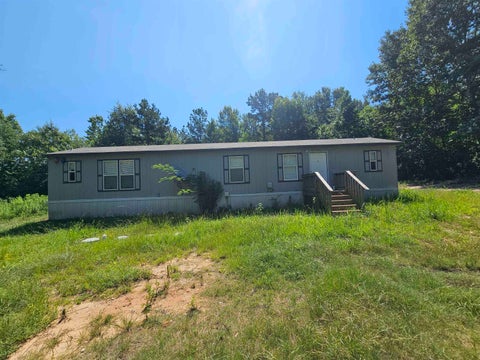 Mobile Home For Sale - 9863 County Road 152 N<br/> Overton, TX 75684