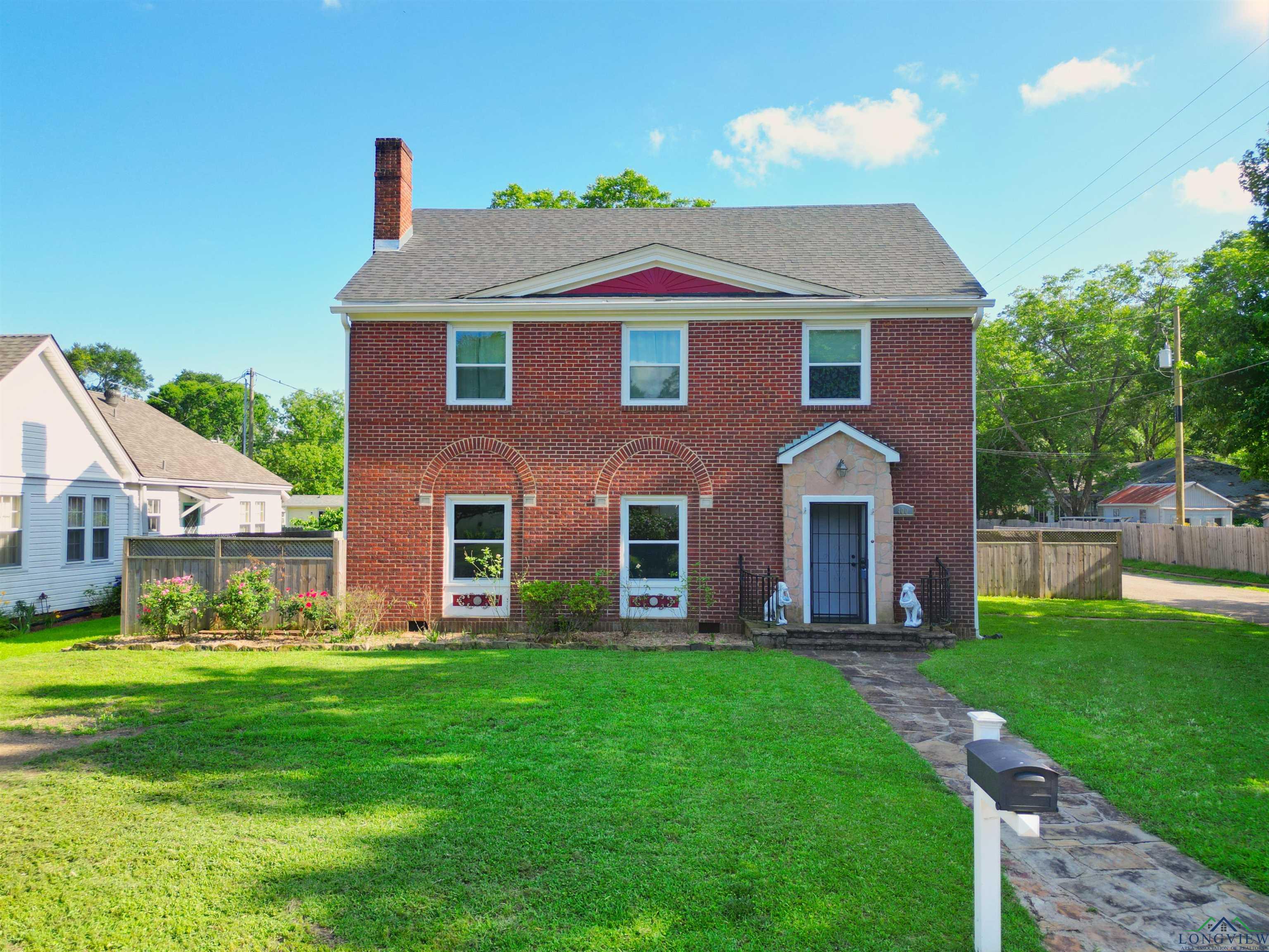 400 Shirley St, Marshall, Texas image 1