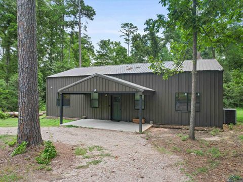 A home in Gilmer