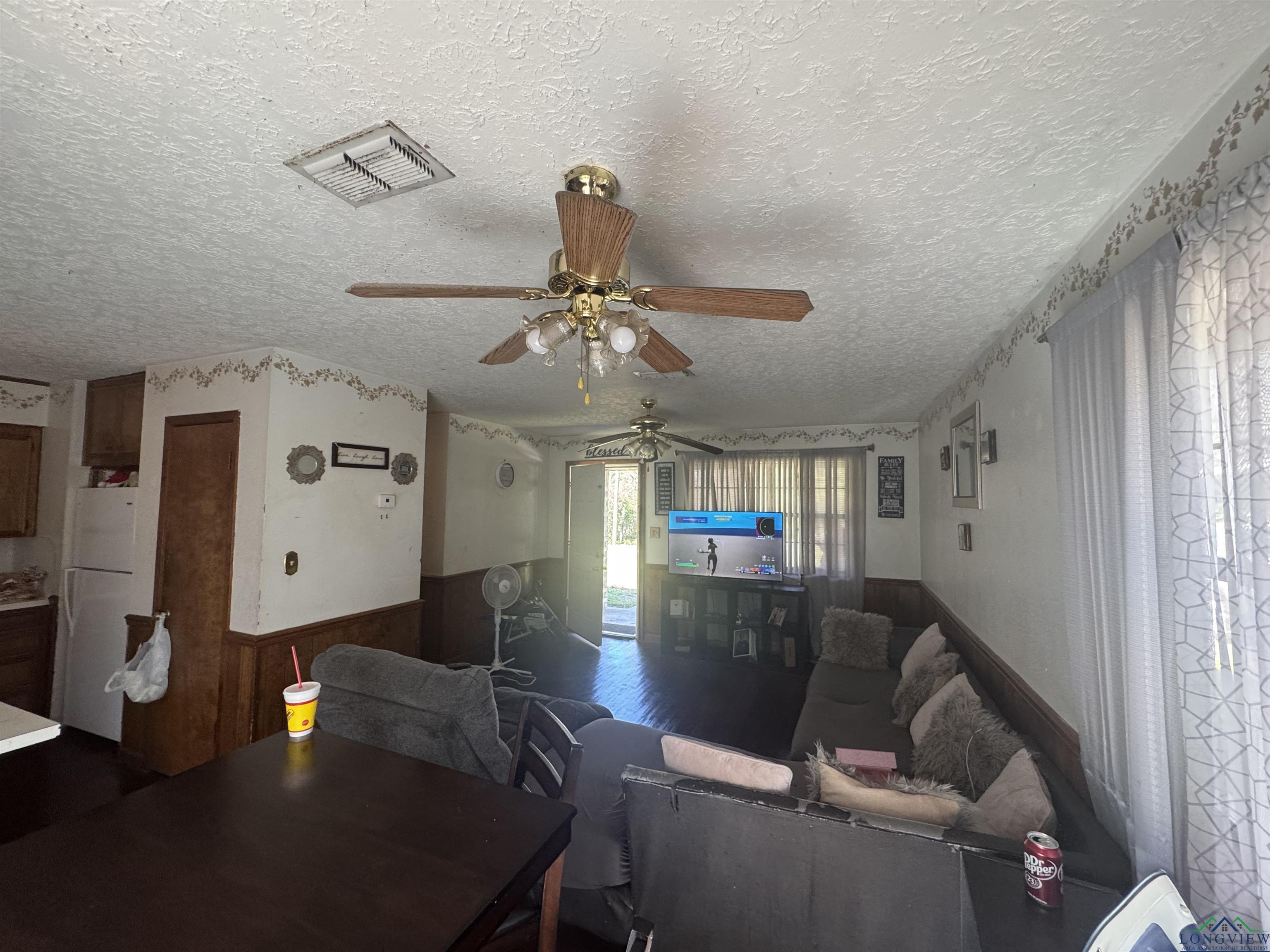 105 Jenkins St, Henderson, Texas image 3