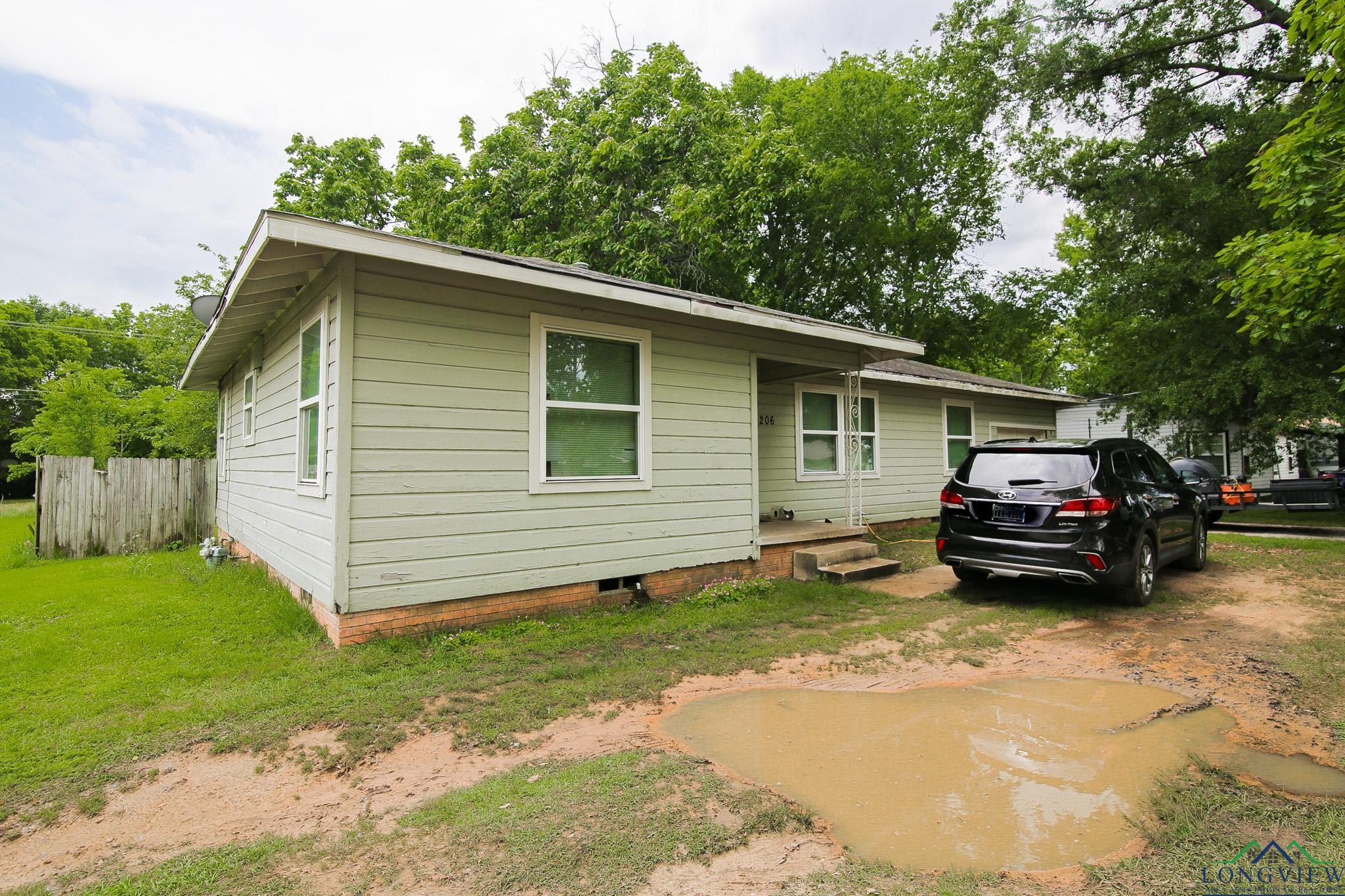 206 E Shofner Dr, Longview, Texas image 1