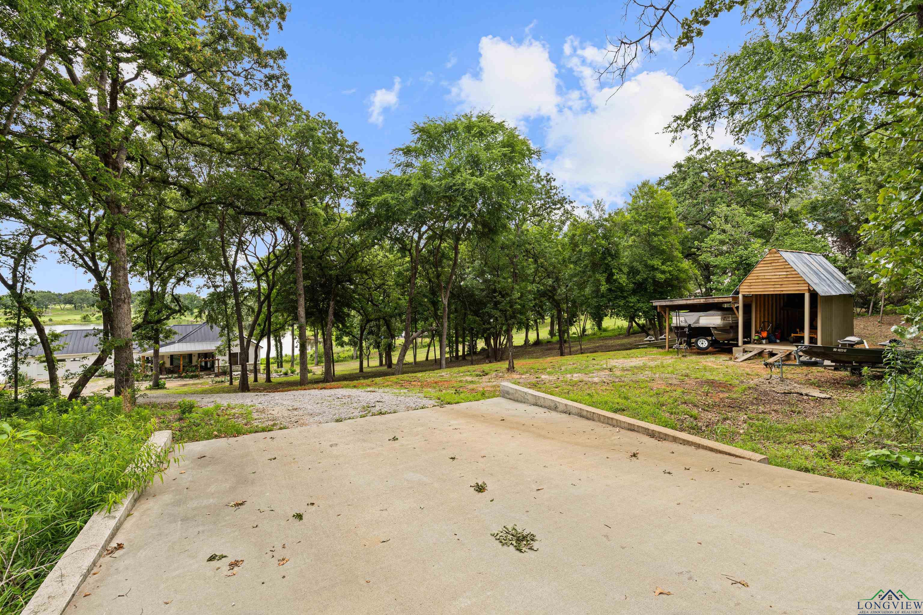 24016 Wildflower Circle, Lindale, Texas image 40