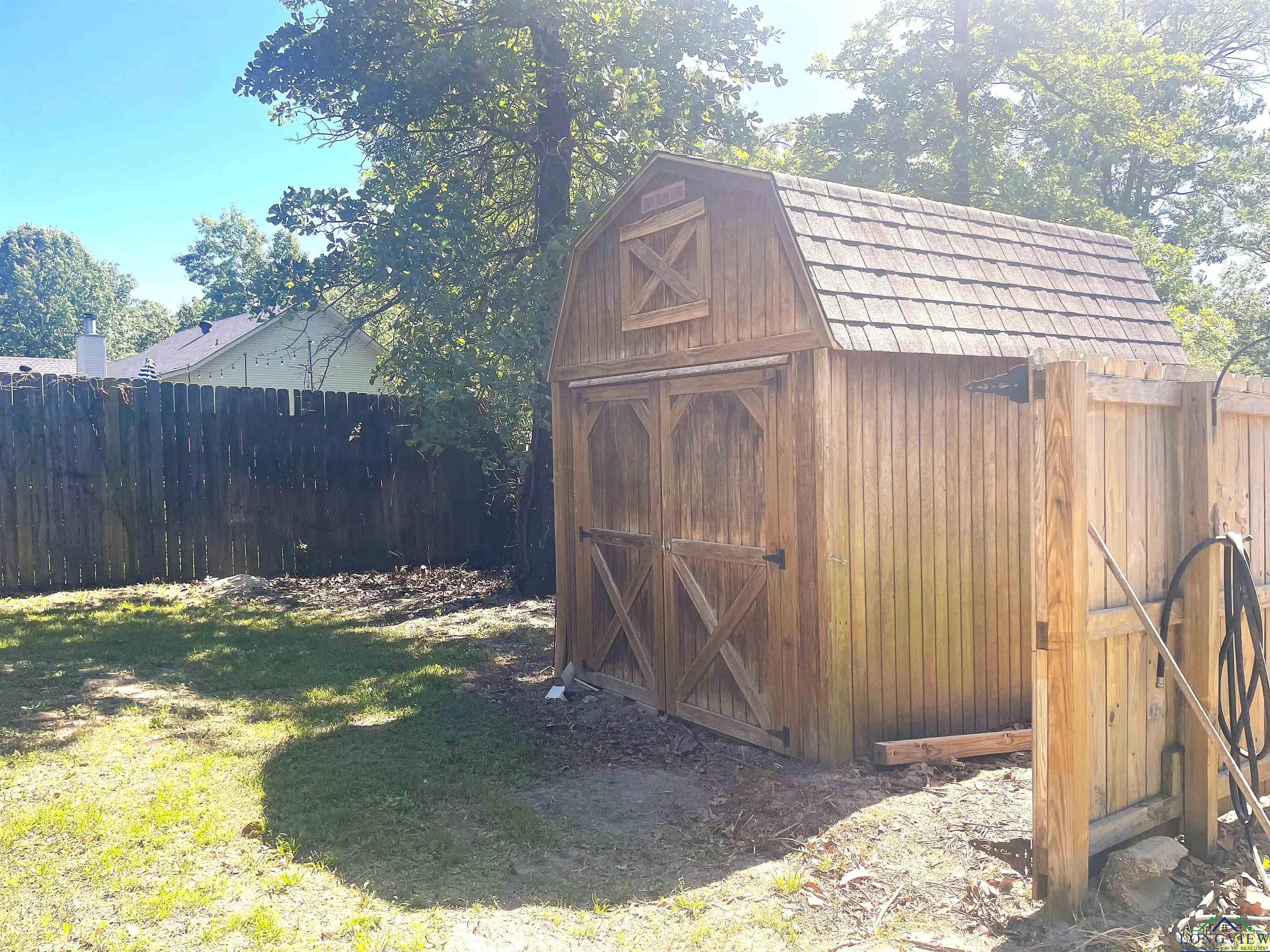 211 Cr 2258, Mineola, Texas image 28