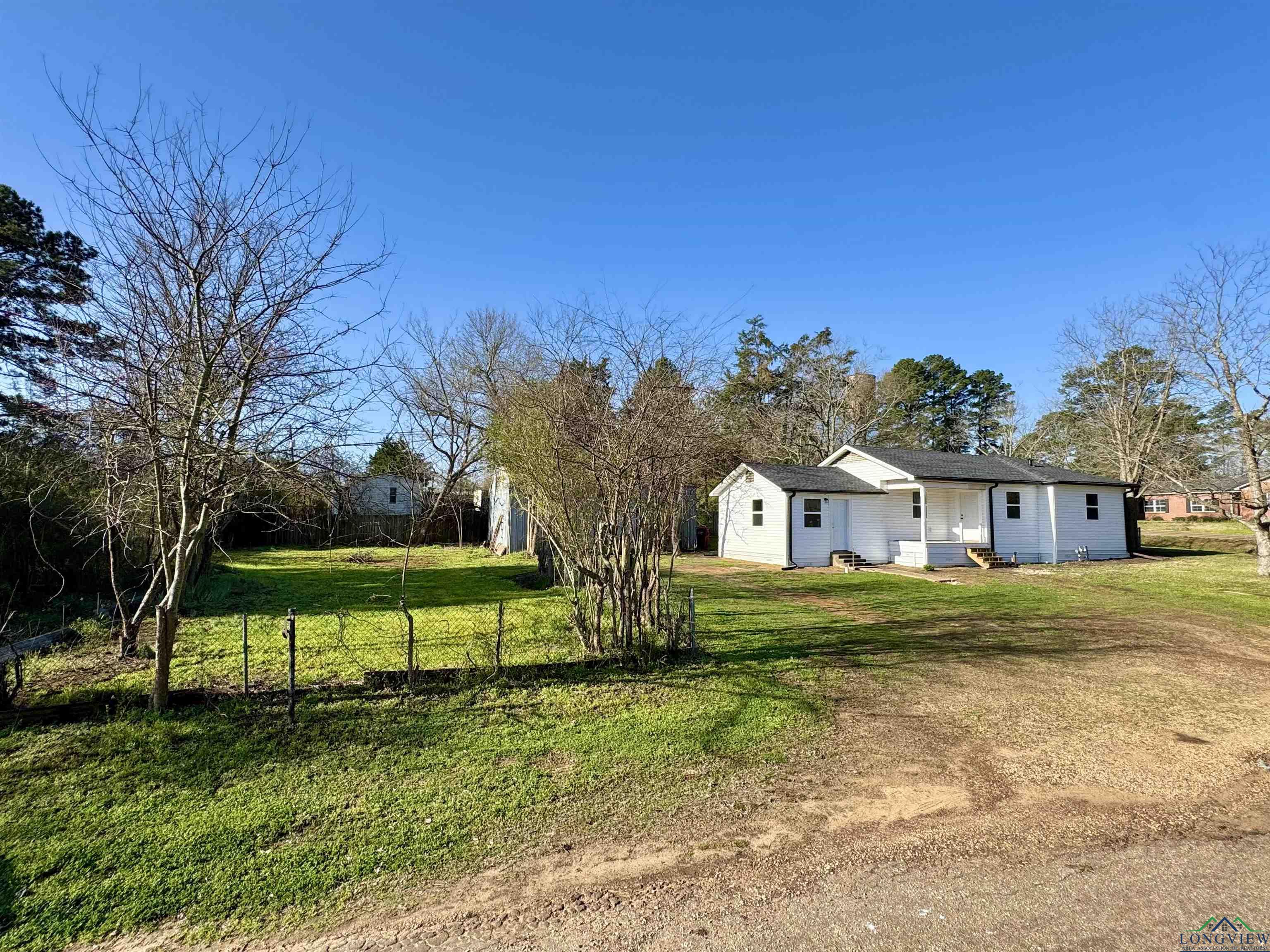 103 W Nandina St, Ore City, New Mexico image 3