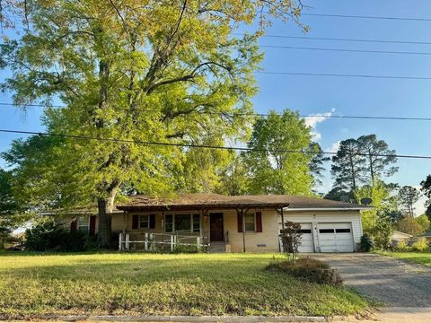 Homes For Sale - 102 Bramlette Lane<br/> Gregg County, Longview, TX 75601