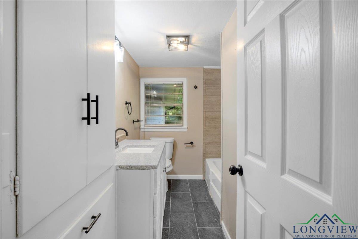 1012 Premier Rd, Longview, Texas image 12