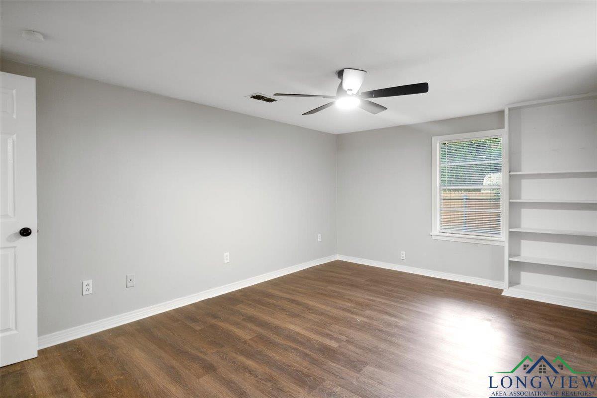 1012 Premier Rd, Longview, Texas image 8