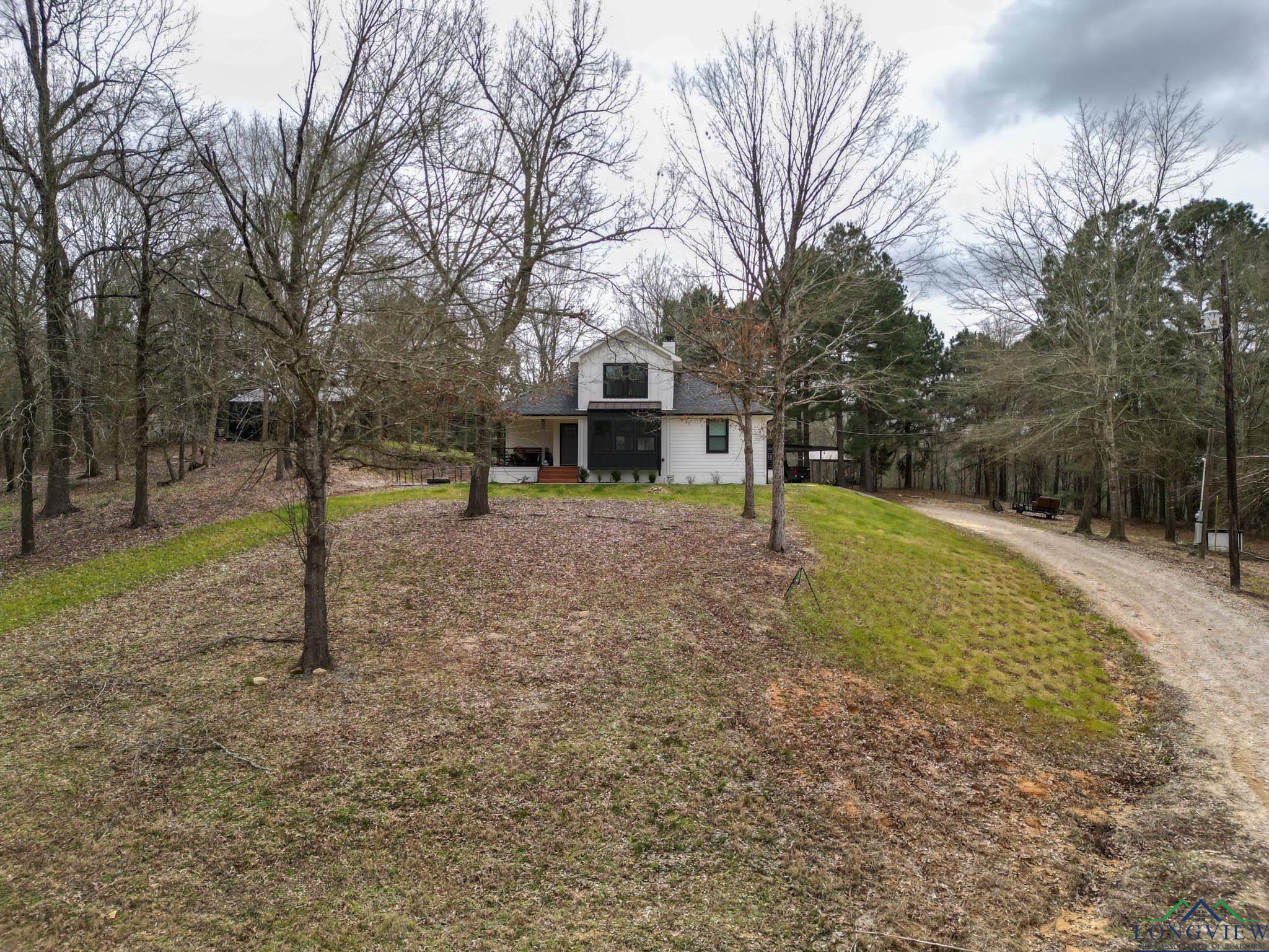 3381 N Nooonday Road, Hallsville, New Mexico image 1
