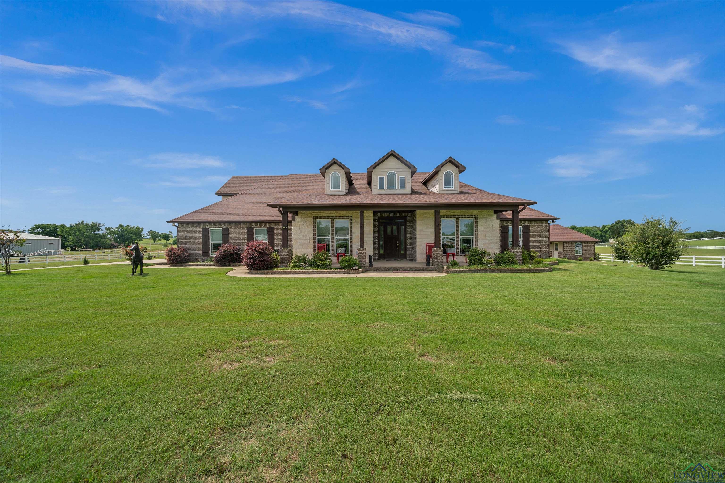 23151 Champion Dr, Lindale, Texas image 1