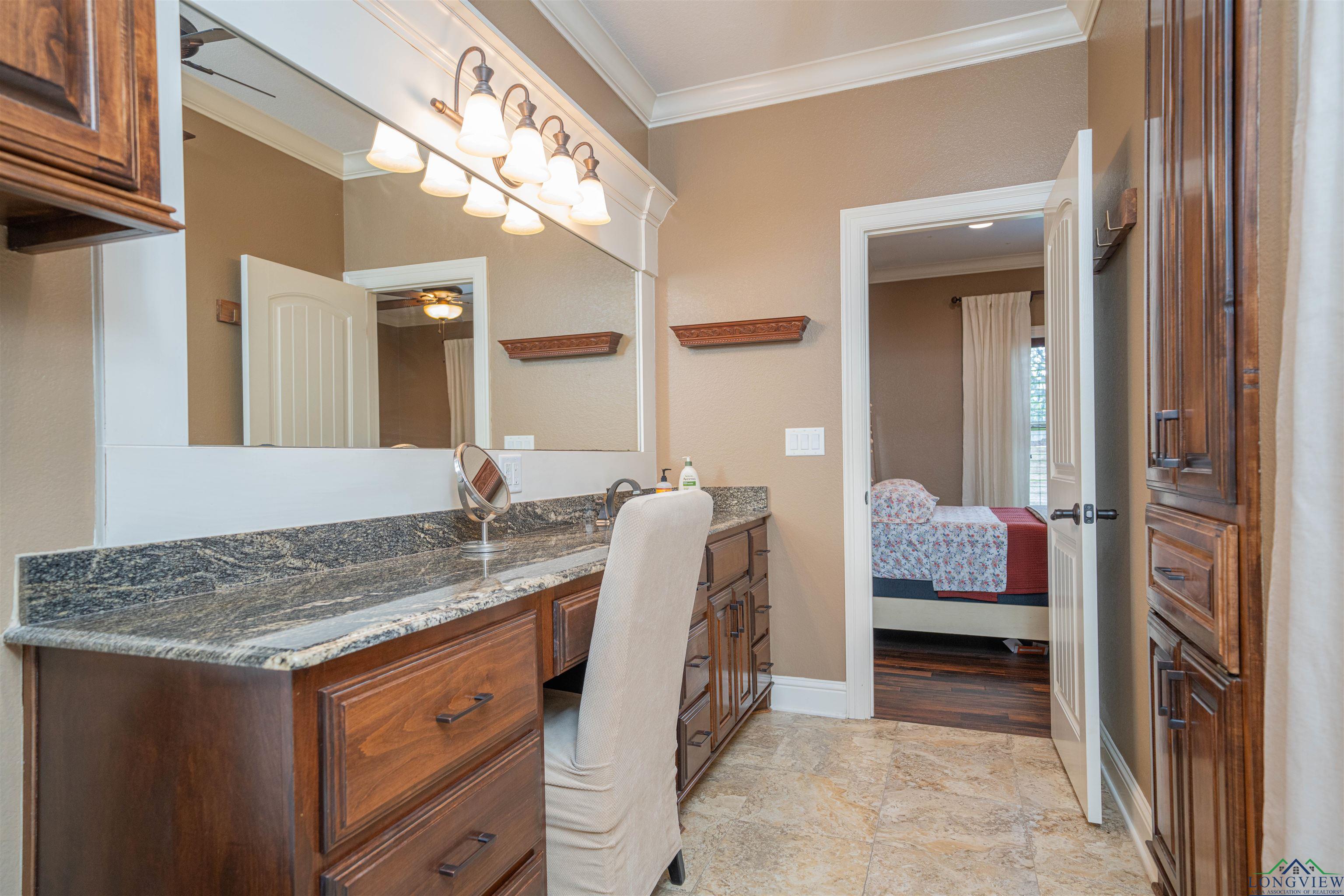 728 Sunnybrook Dr, Longview, Texas image 28