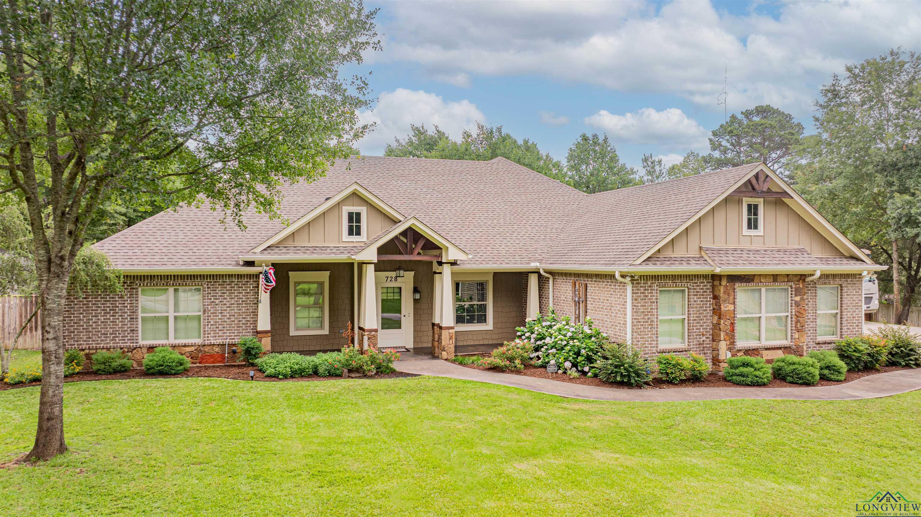 728 Sunnybrook Dr, Longview, Texas image 2