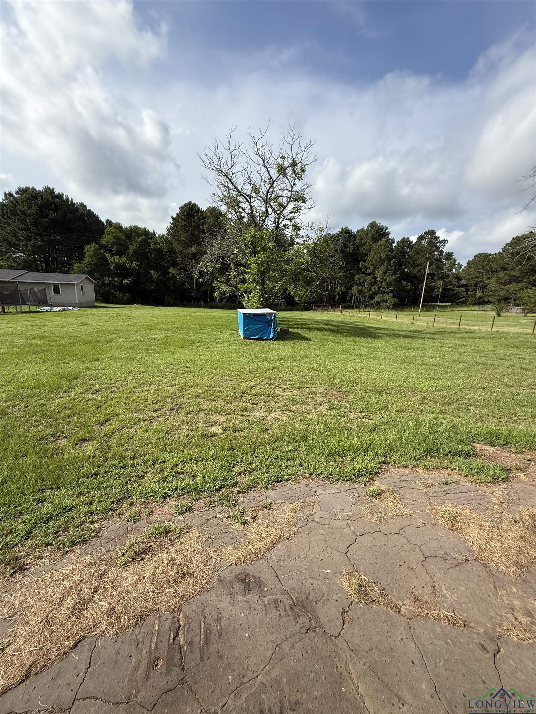1344 County Road 2746, Hughes Springs, Texas image 2