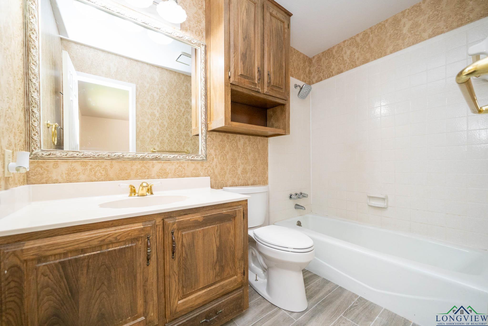 1800 N Shenandoah Court, Longview, Texas image 19