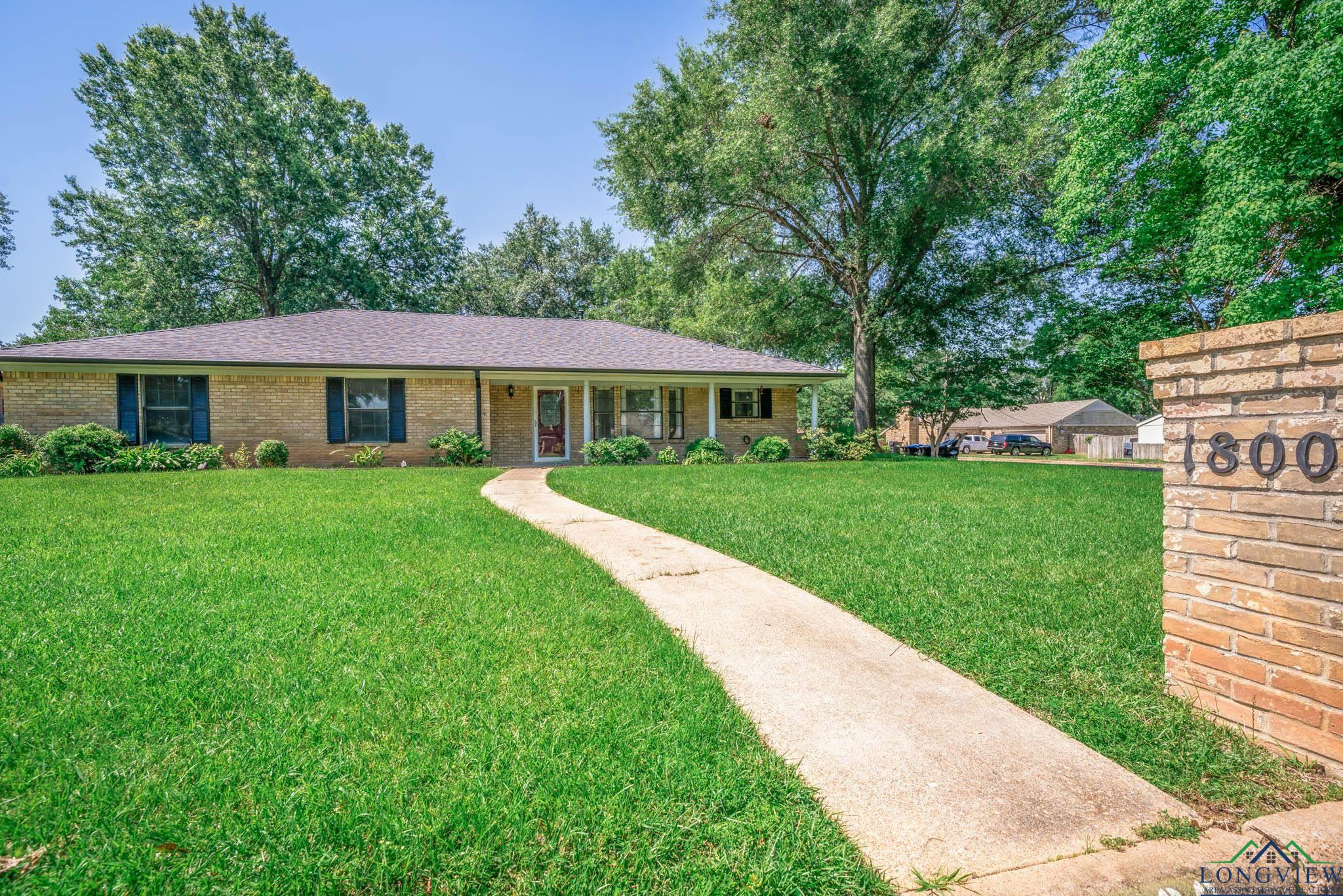 1800 N Shenandoah Court, Longview, Texas image 3