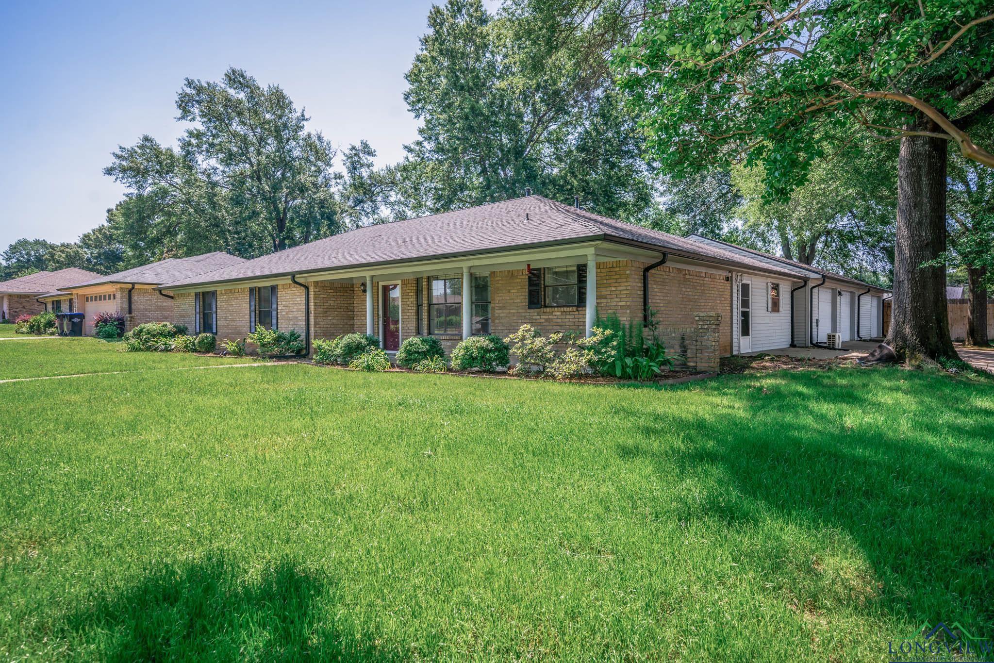 1800 N Shenandoah Court, Longview, Texas image 5