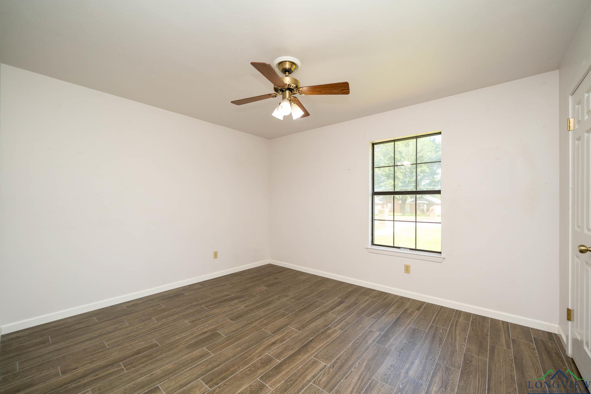 1800 N Shenandoah Court, Longview, Texas image 23