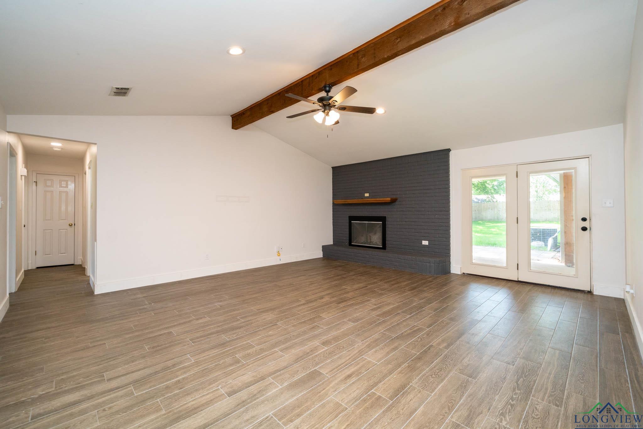 1800 N Shenandoah Court, Longview, Texas image 9