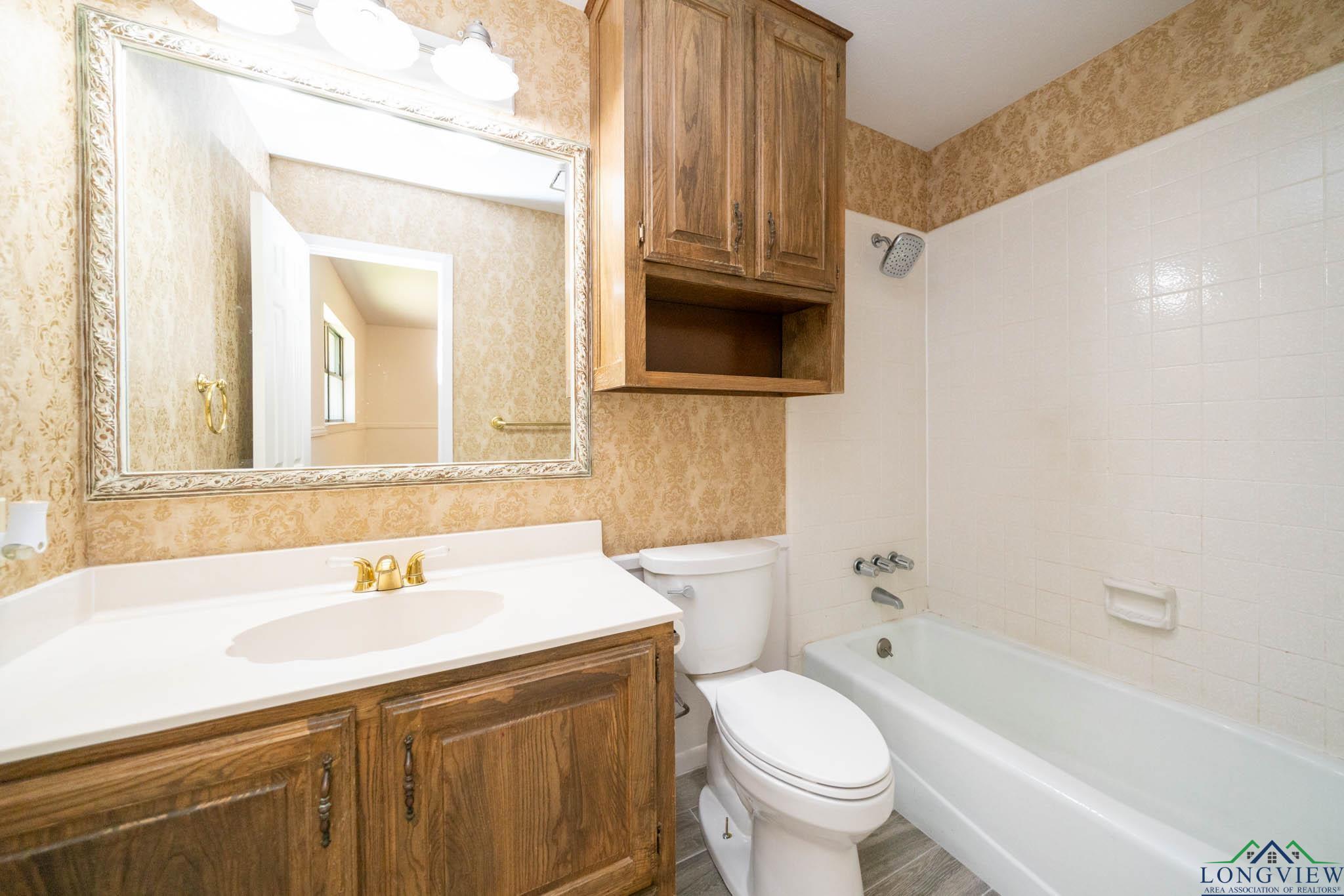 1800 N Shenandoah Court, Longview, Texas image 18