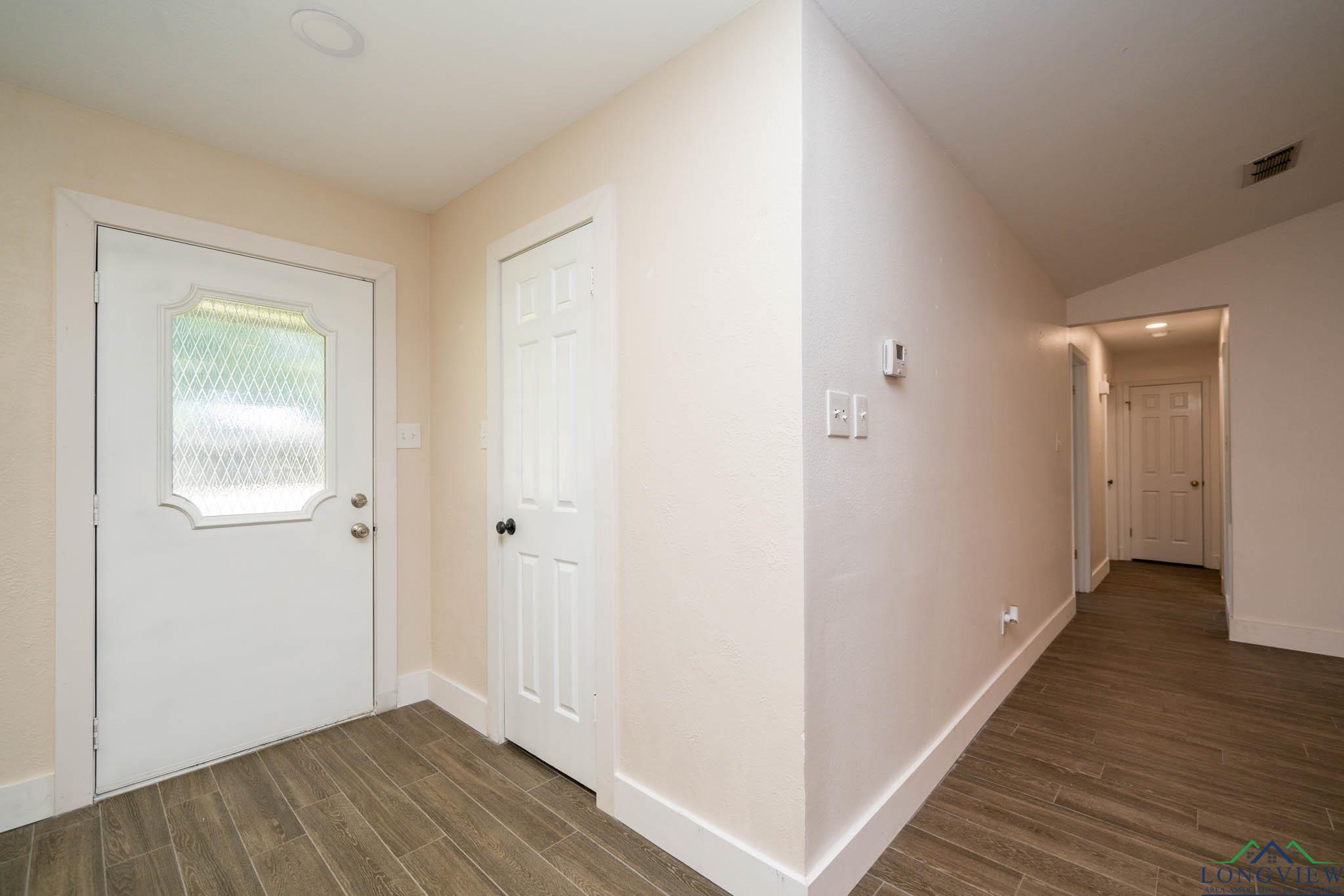 1800 N Shenandoah Court, Longview, Texas image 8