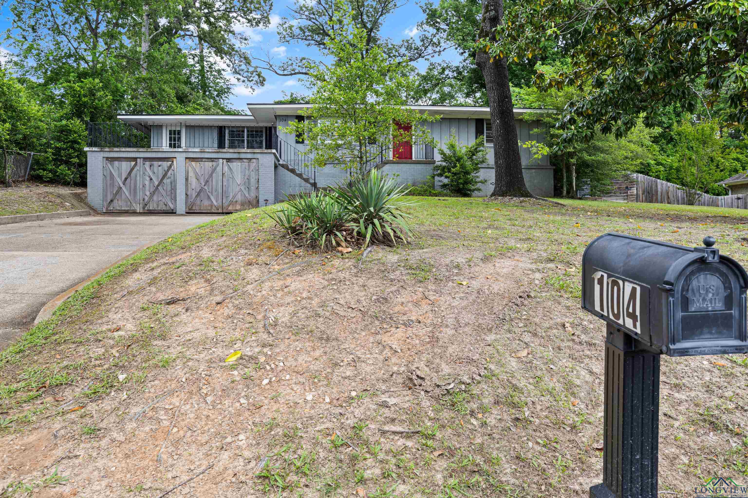104 Country Club Drive, Longview, Texas image 7