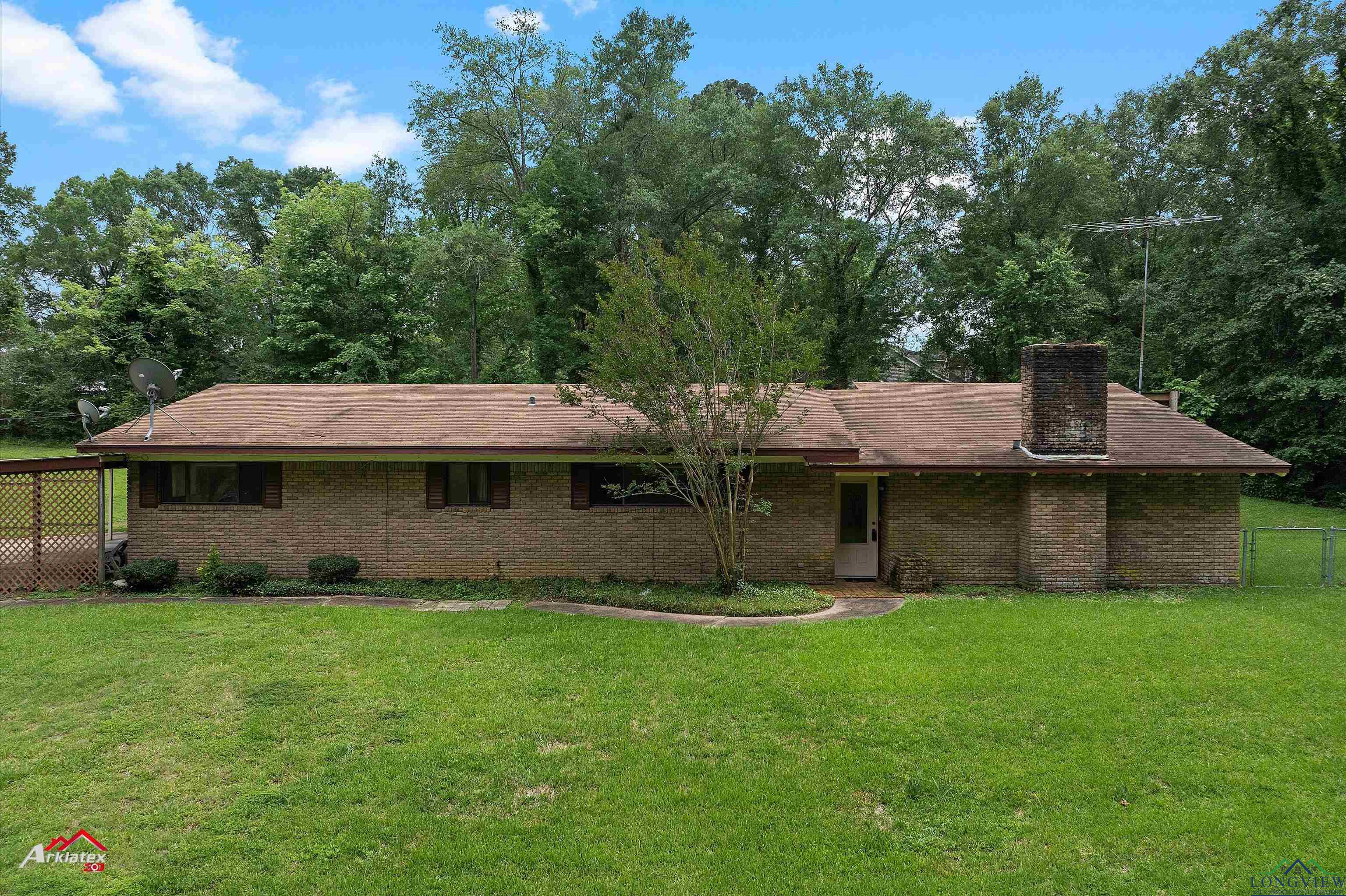 1320 Pinehill Drive, Jefferson, Texas image 6