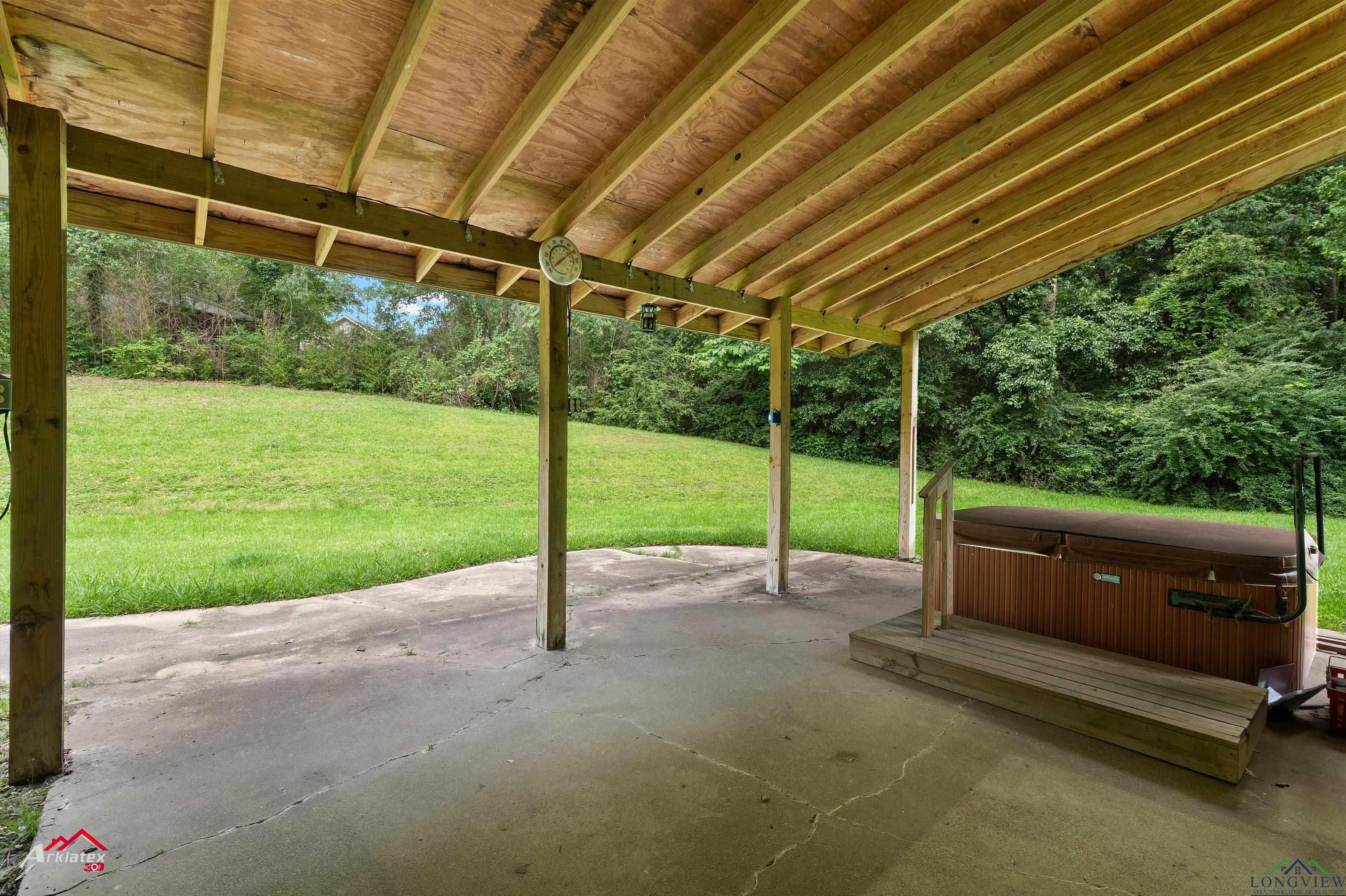 1320 Pinehill Drive, Jefferson, Texas image 31
