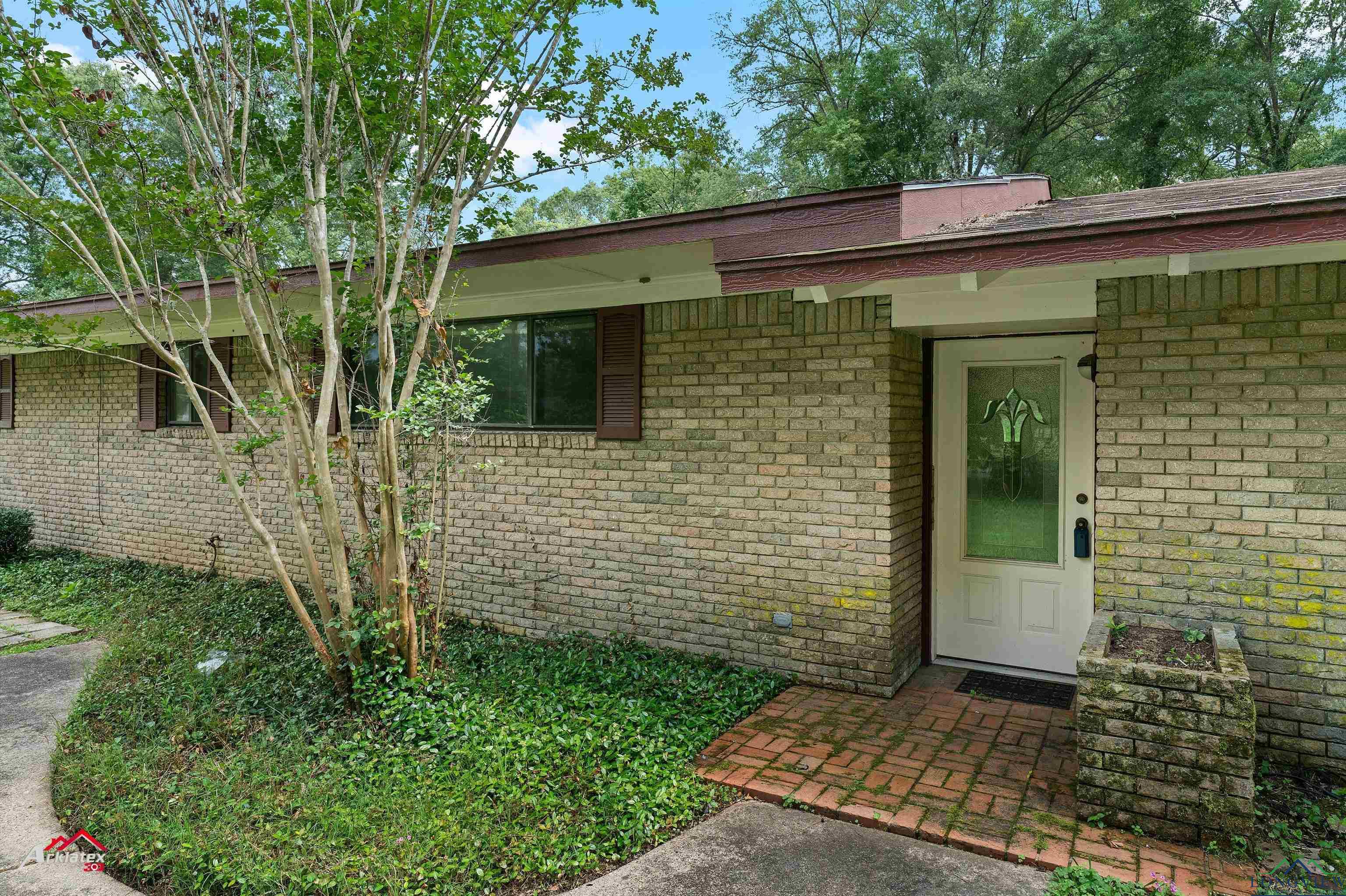 1320 Pinehill Drive, Jefferson, Texas image 8