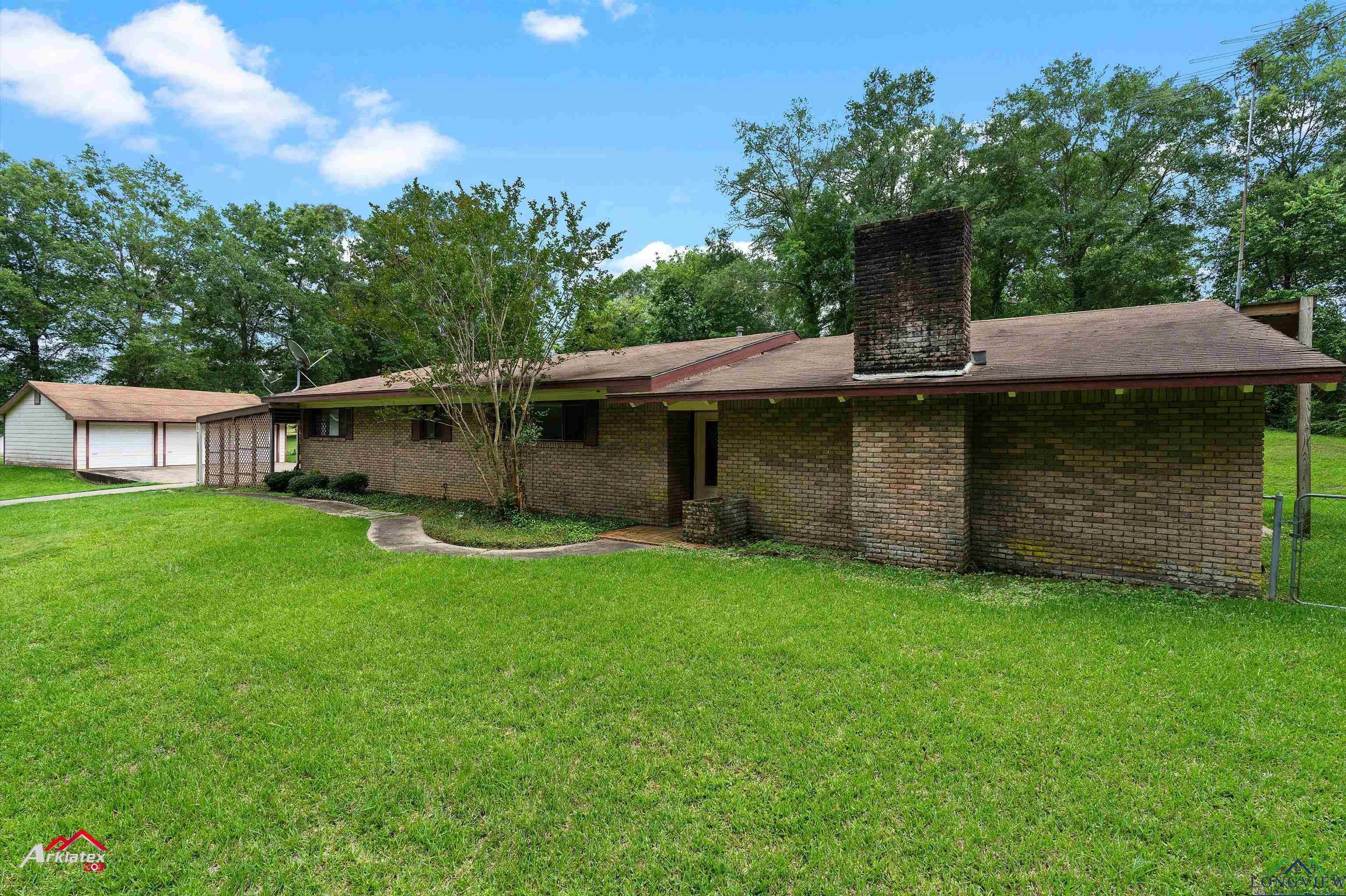 1320 Pinehill Drive, Jefferson, Texas image 7