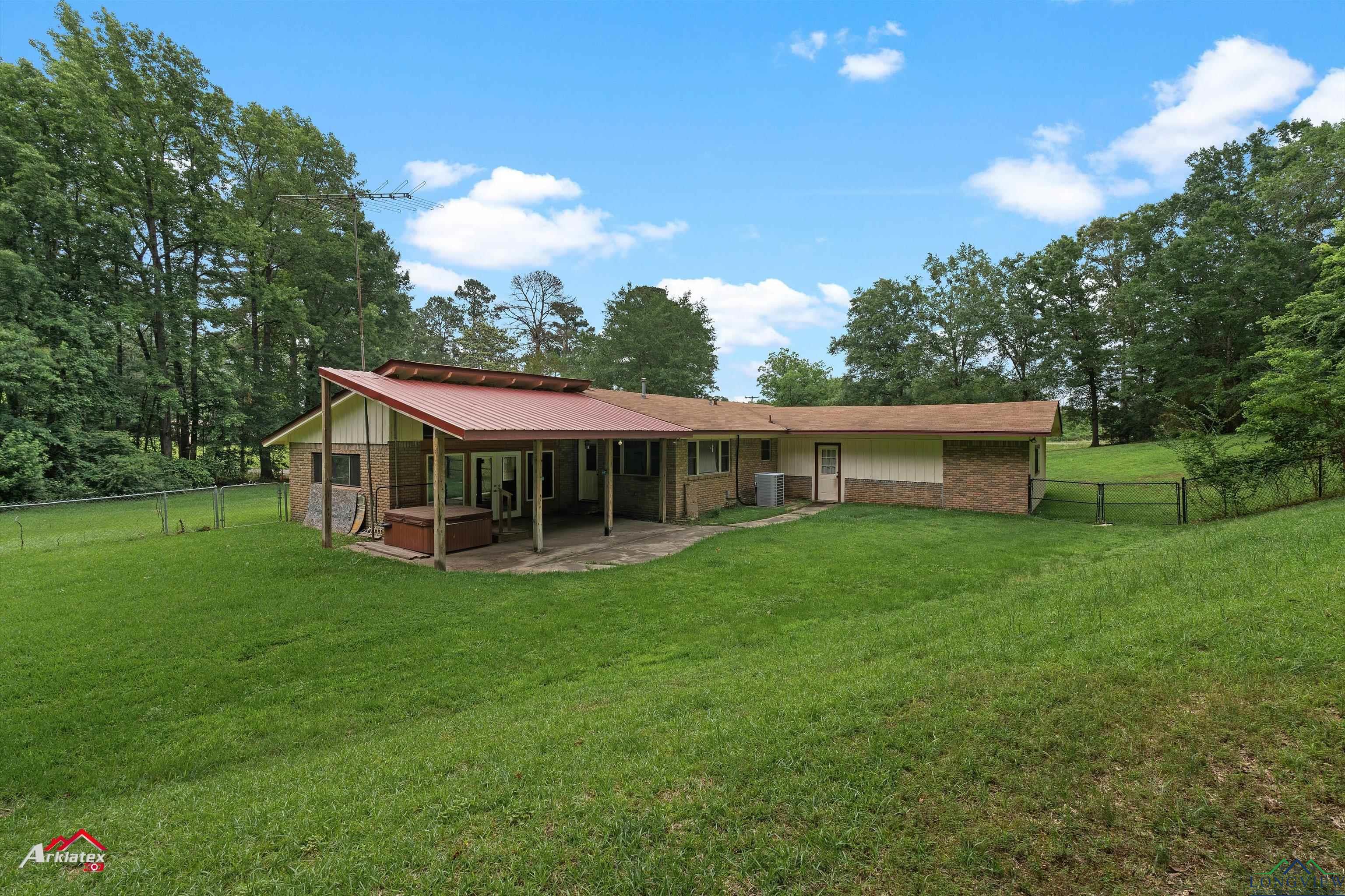 1320 Pinehill Drive, Jefferson, Texas image 32
