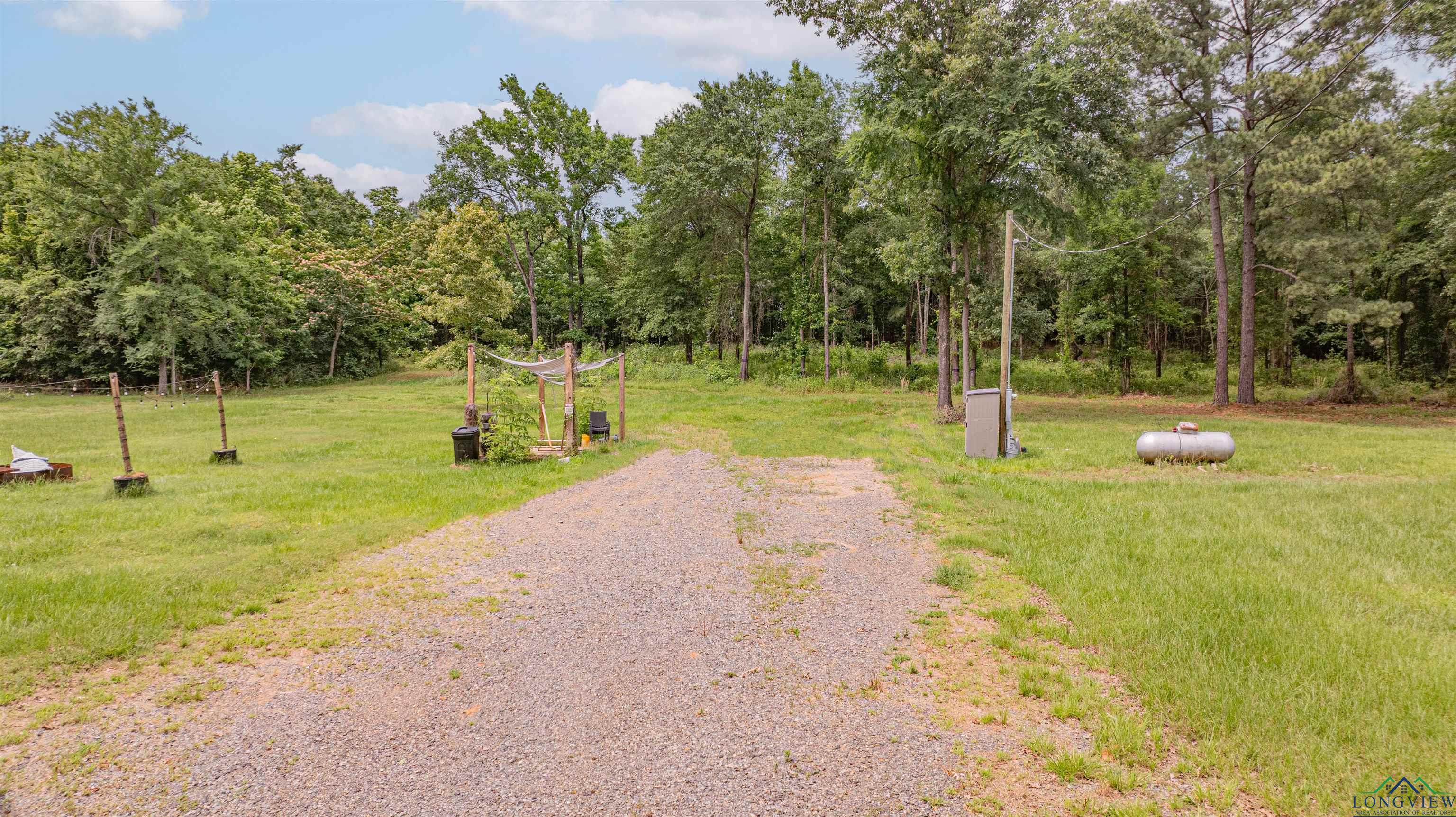 1999 Grainger Drive, Lone Star, Texas image 10