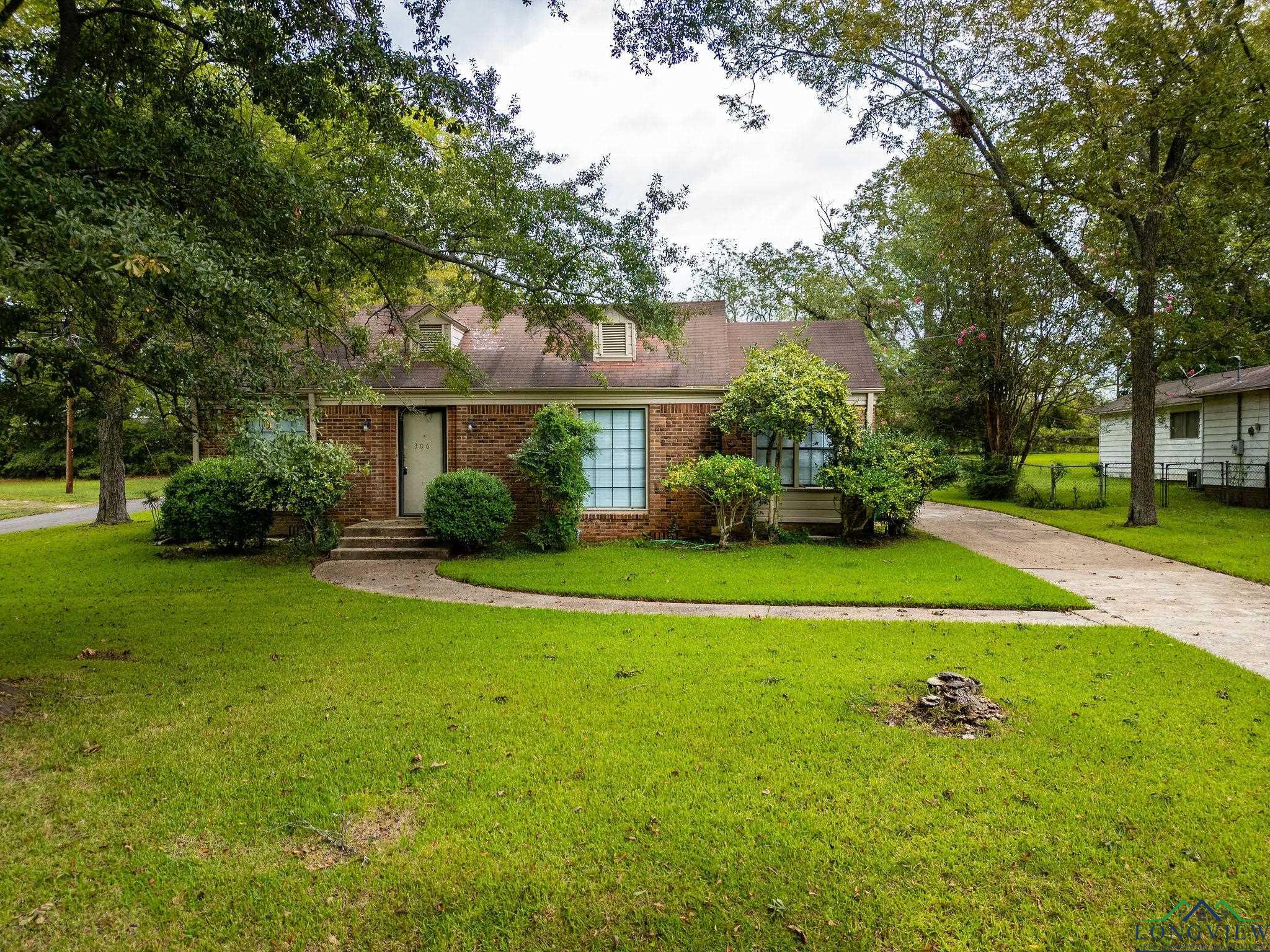 306 Pace Ave, Naples, Texas image 24