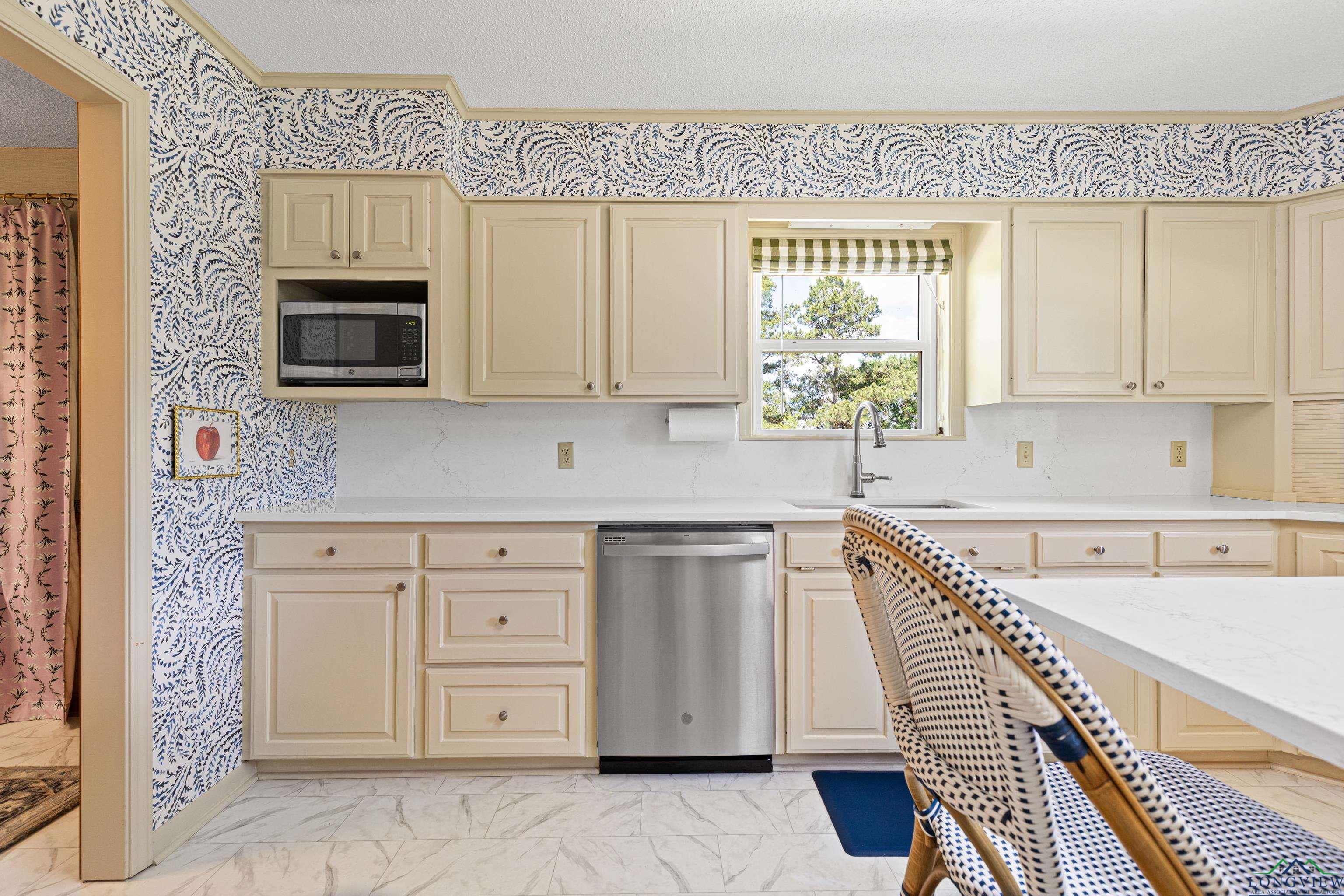 810 Stan Summers Road, Hallsville, Texas image 10