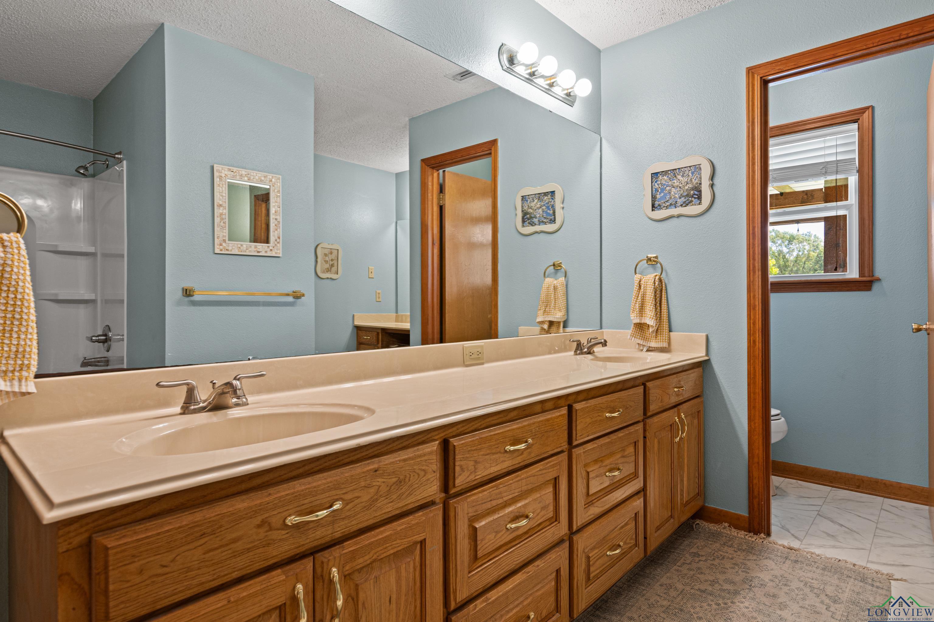 810 Stan Summers Road, Hallsville, Texas image 21