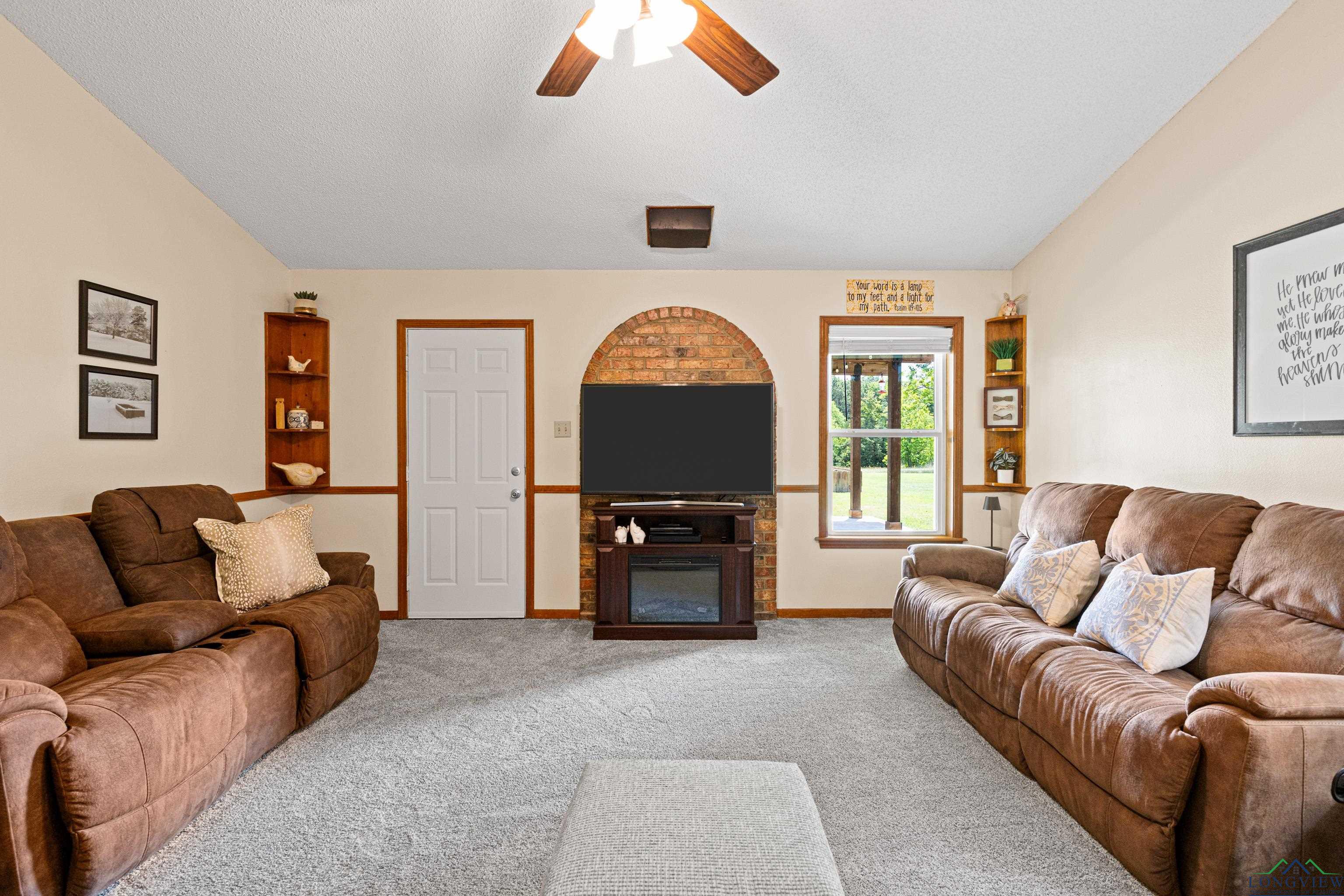 810 Stan Summers Road, Hallsville, Texas image 17