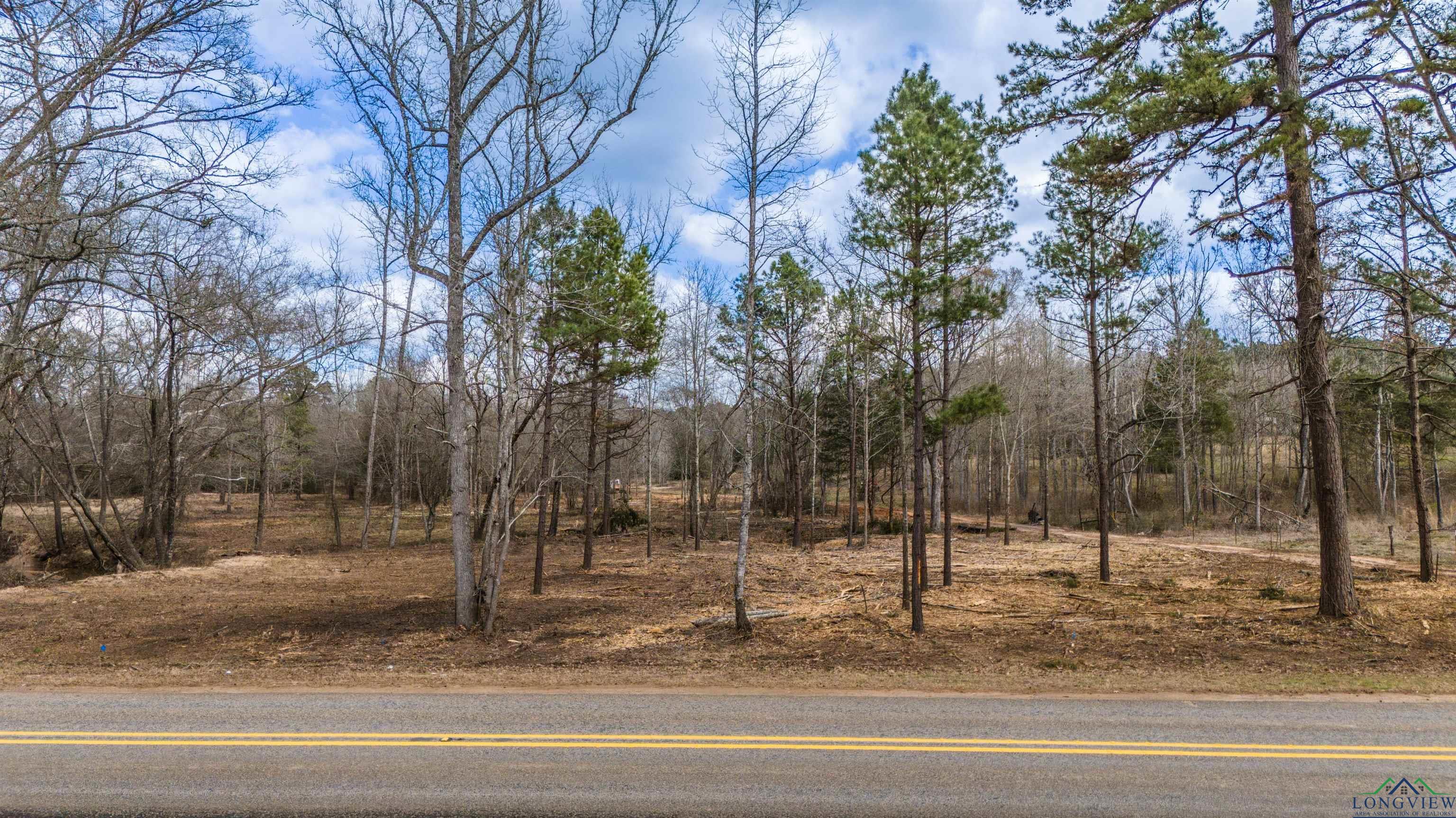 7865 N Bliss Parkway, North Ridgeville, Ohio image 3