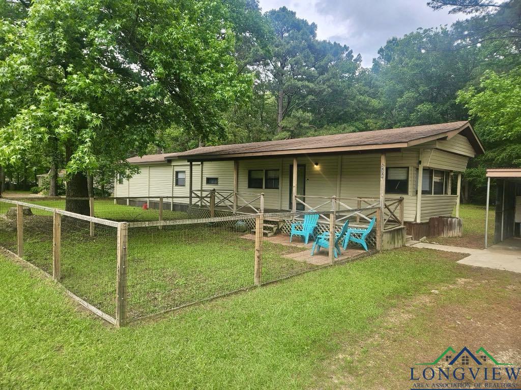 338 Peppermint Ln, Waskom, Texas image 2