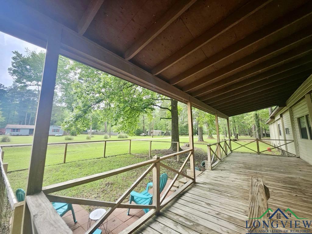 338 Peppermint Ln, Waskom, Texas image 3