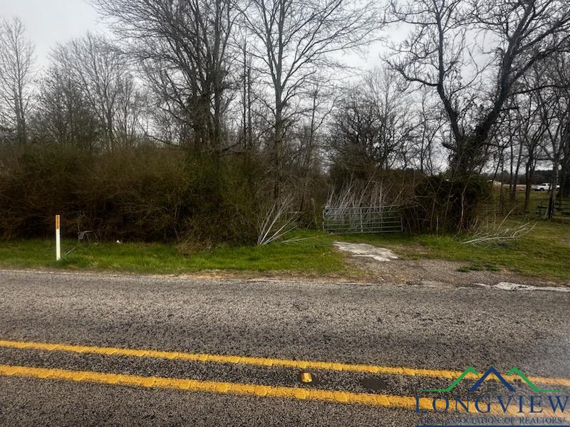 21335 Fm 1252, Winona, Texas image 2