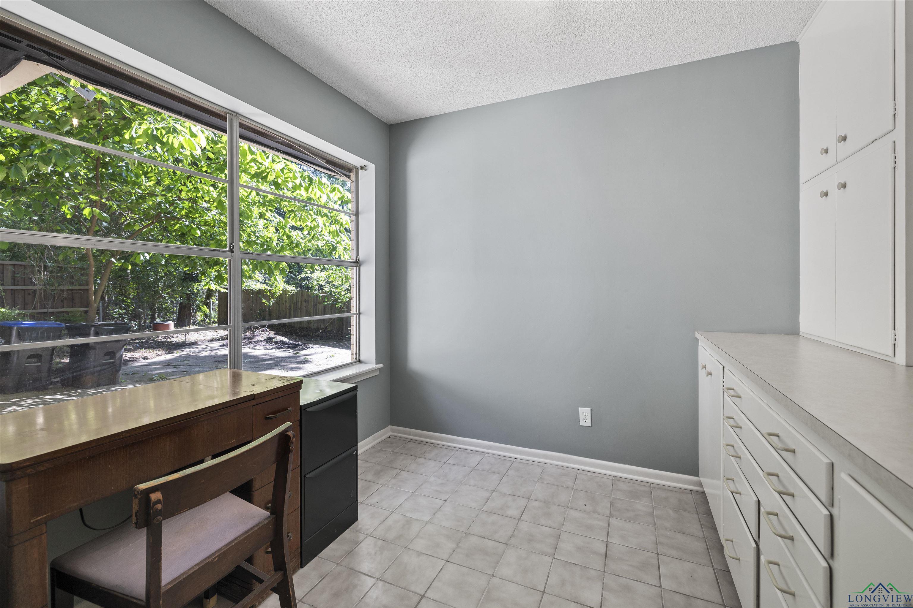 616 Cynthia St, Longview, Texas image 24