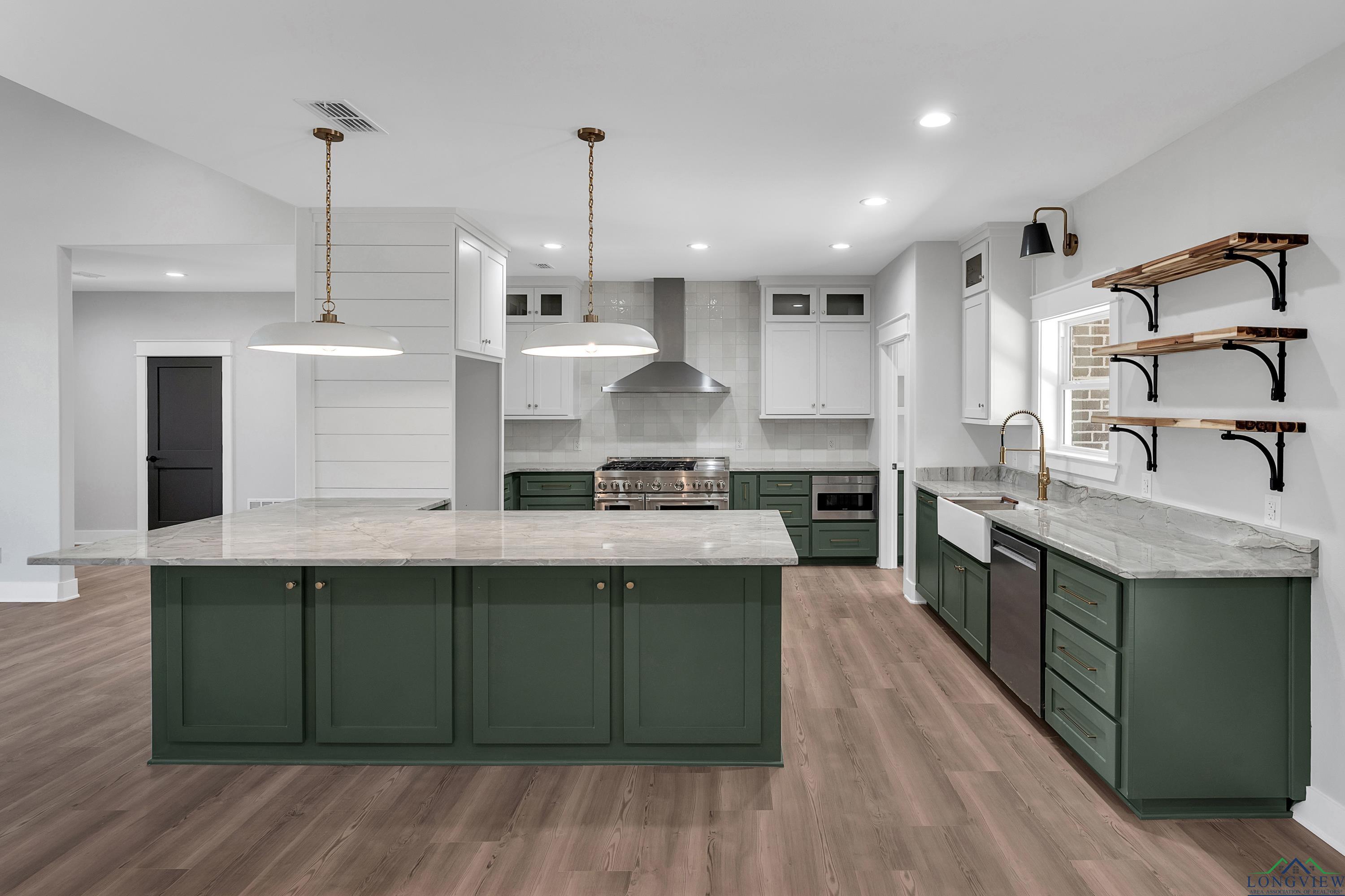 125 Cr 387d, Henderson, Texas image 16
