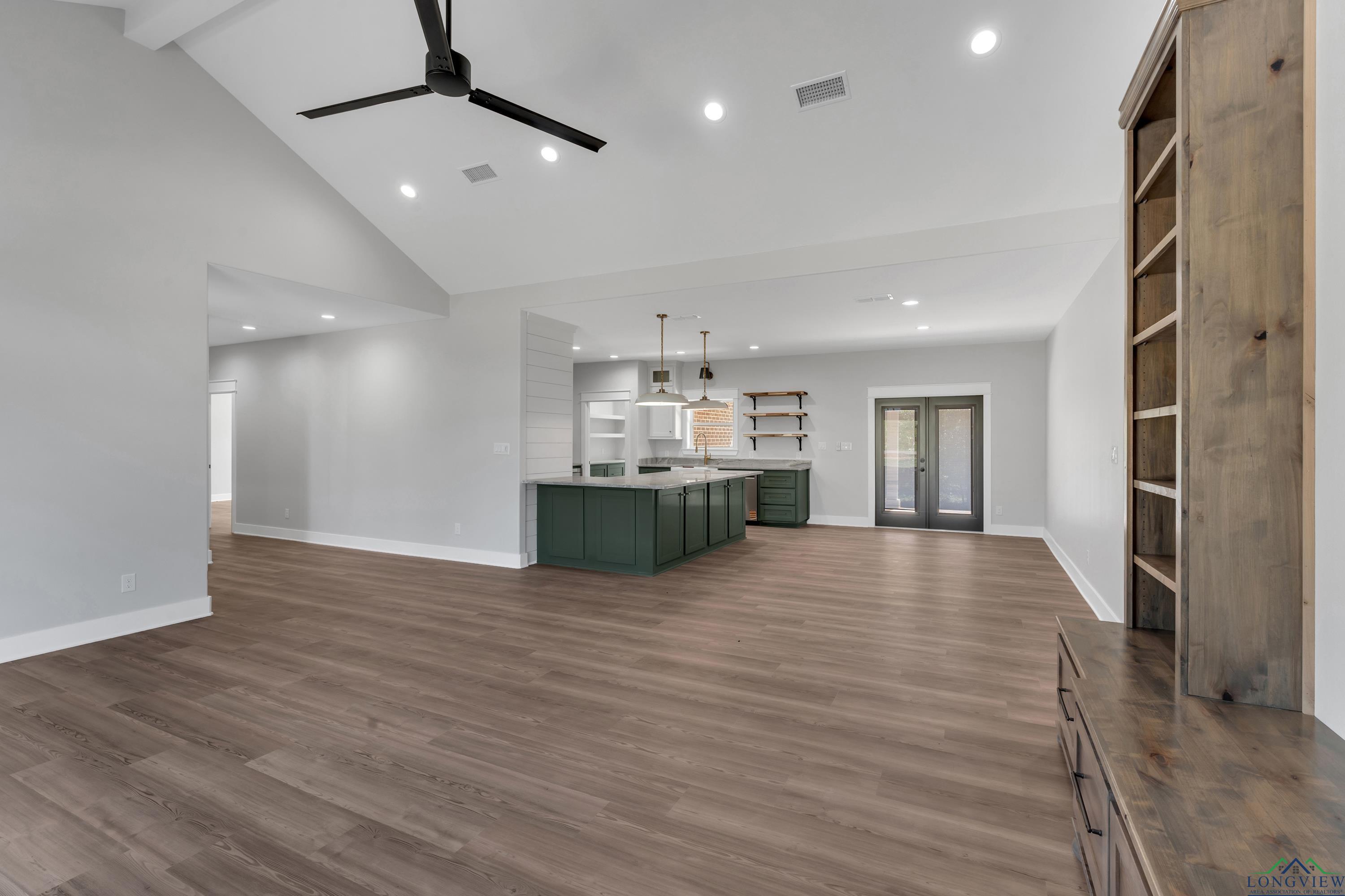 125 Cr 387d, Henderson, Texas image 25