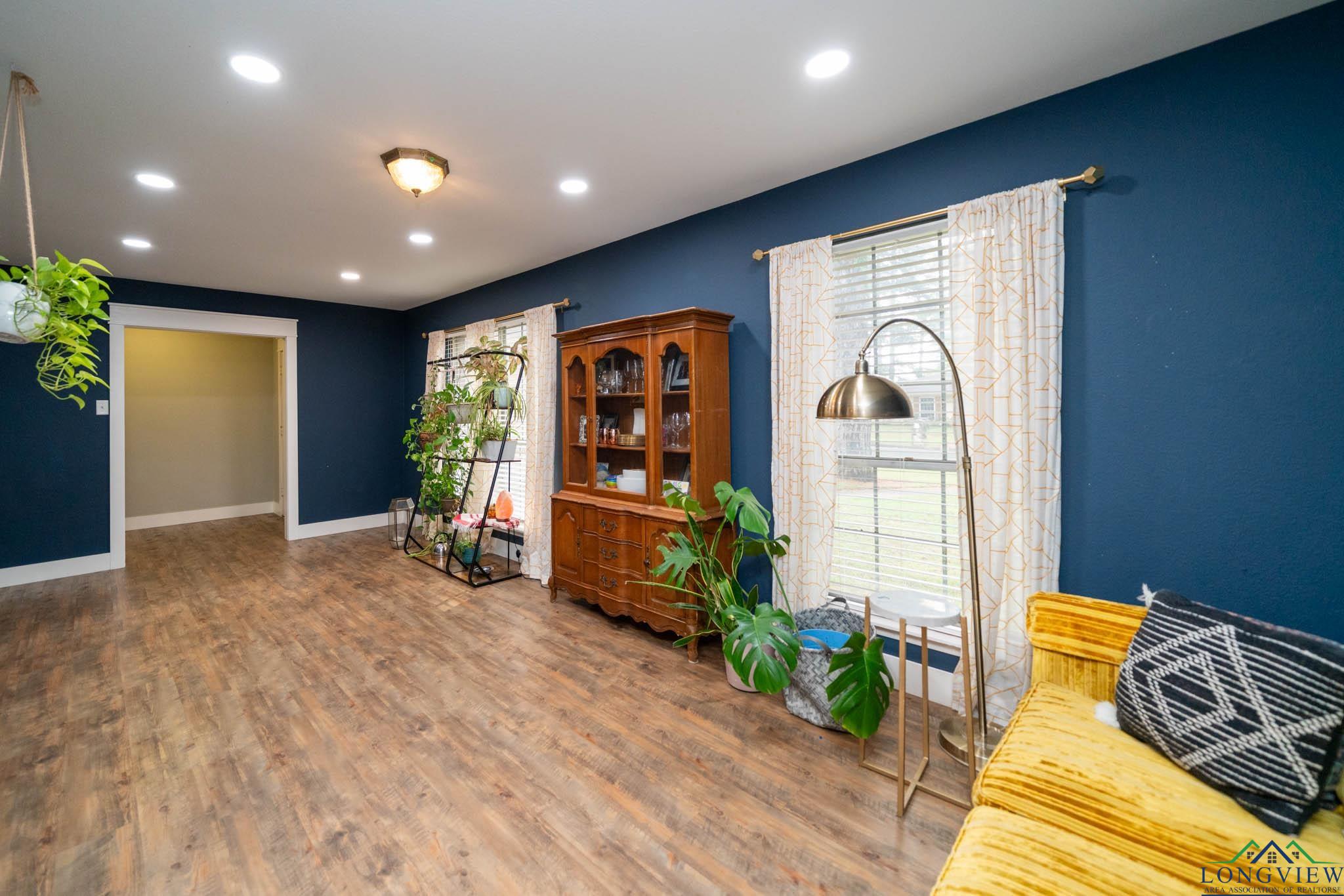 1613 Willowview Street, Longview, Texas image 11