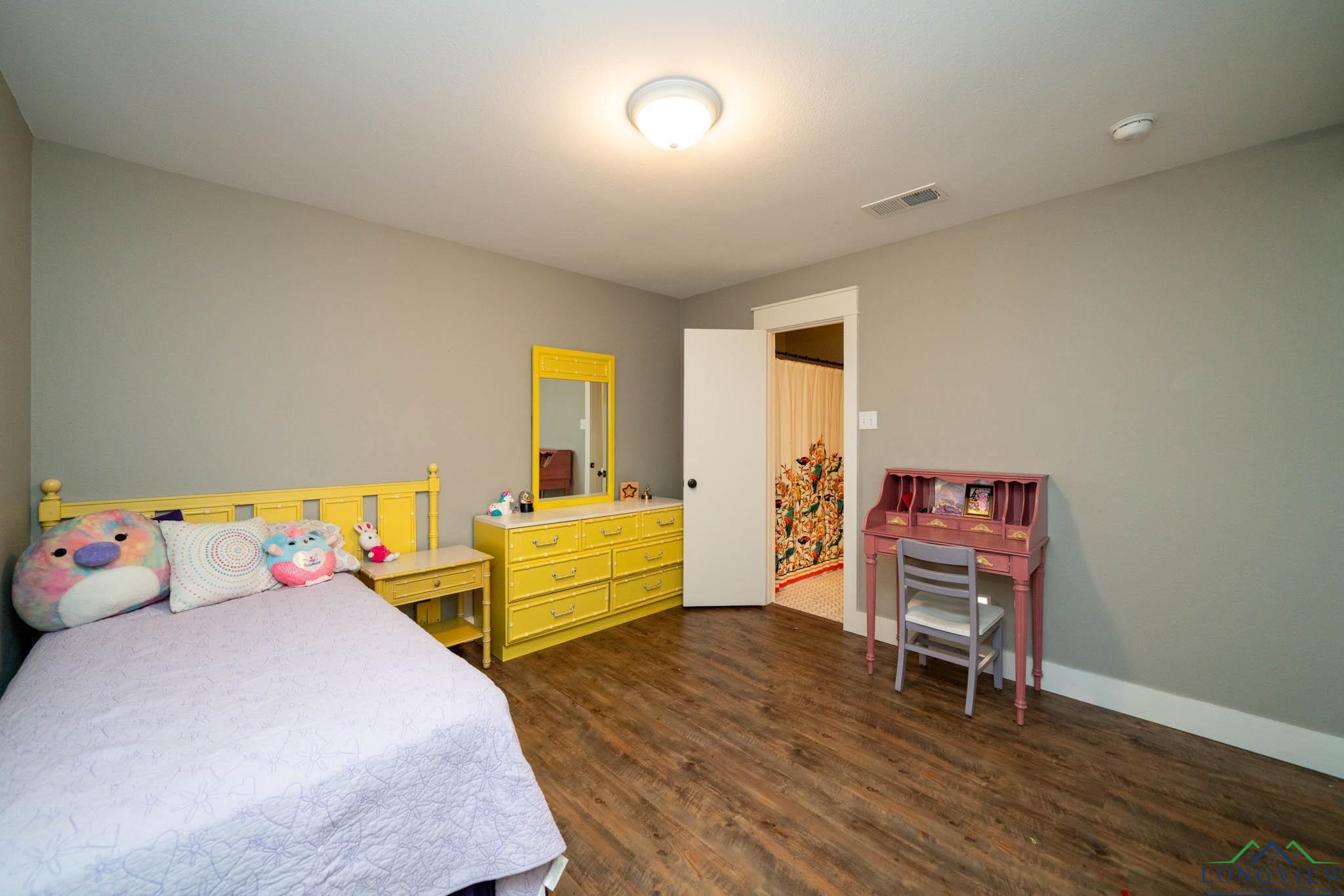 1613 Willowview Street, Longview, Texas image 19