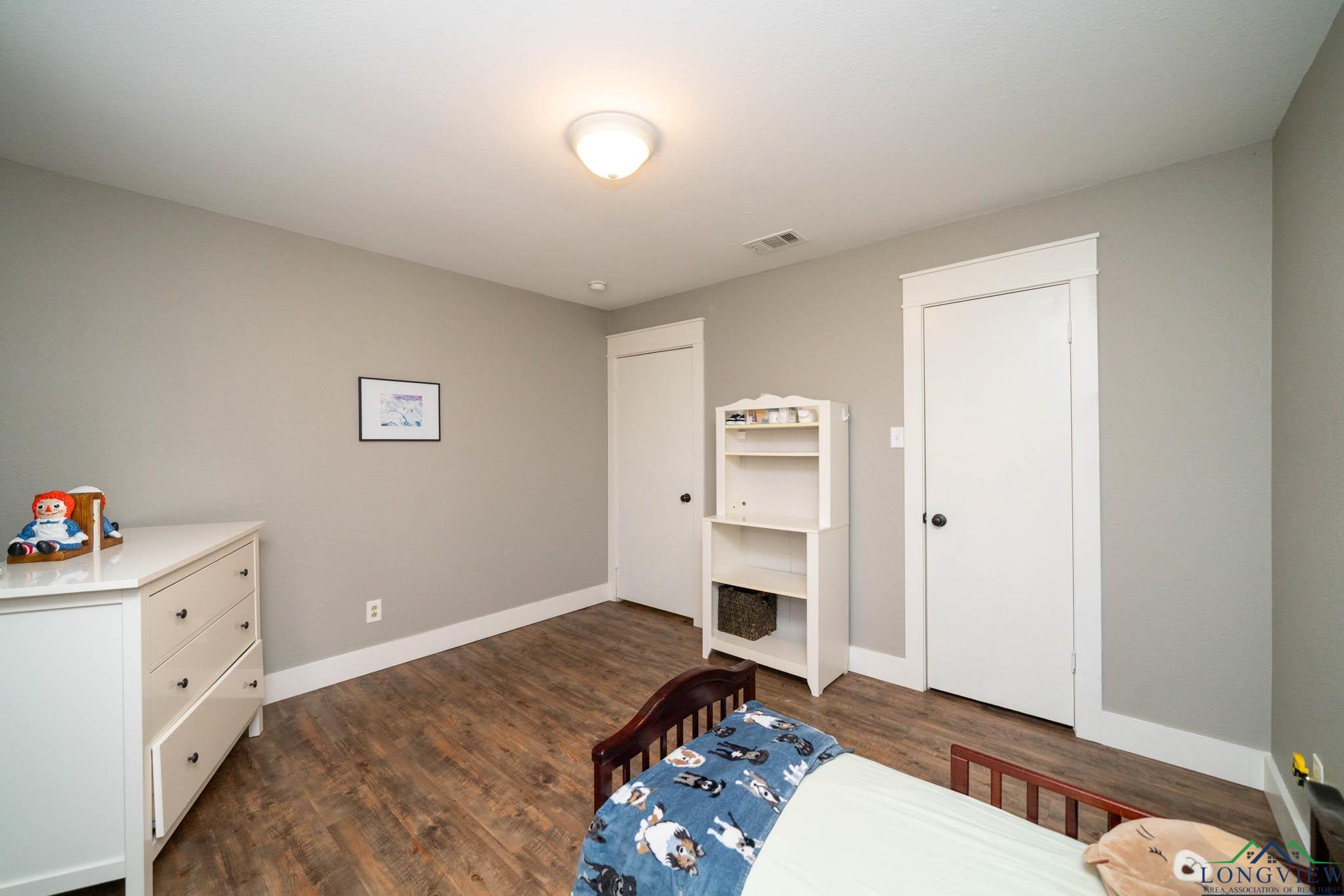 1613 Willowview Street, Longview, Texas image 20