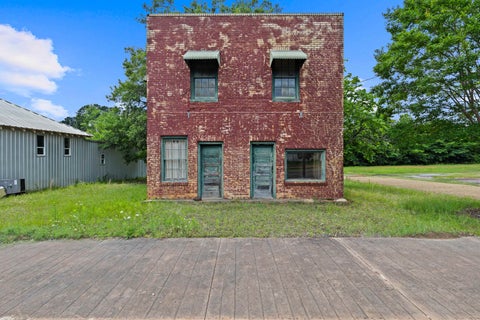 Townhouse For Sale - 31 N Main Street<br/> Avinger, TX 75630